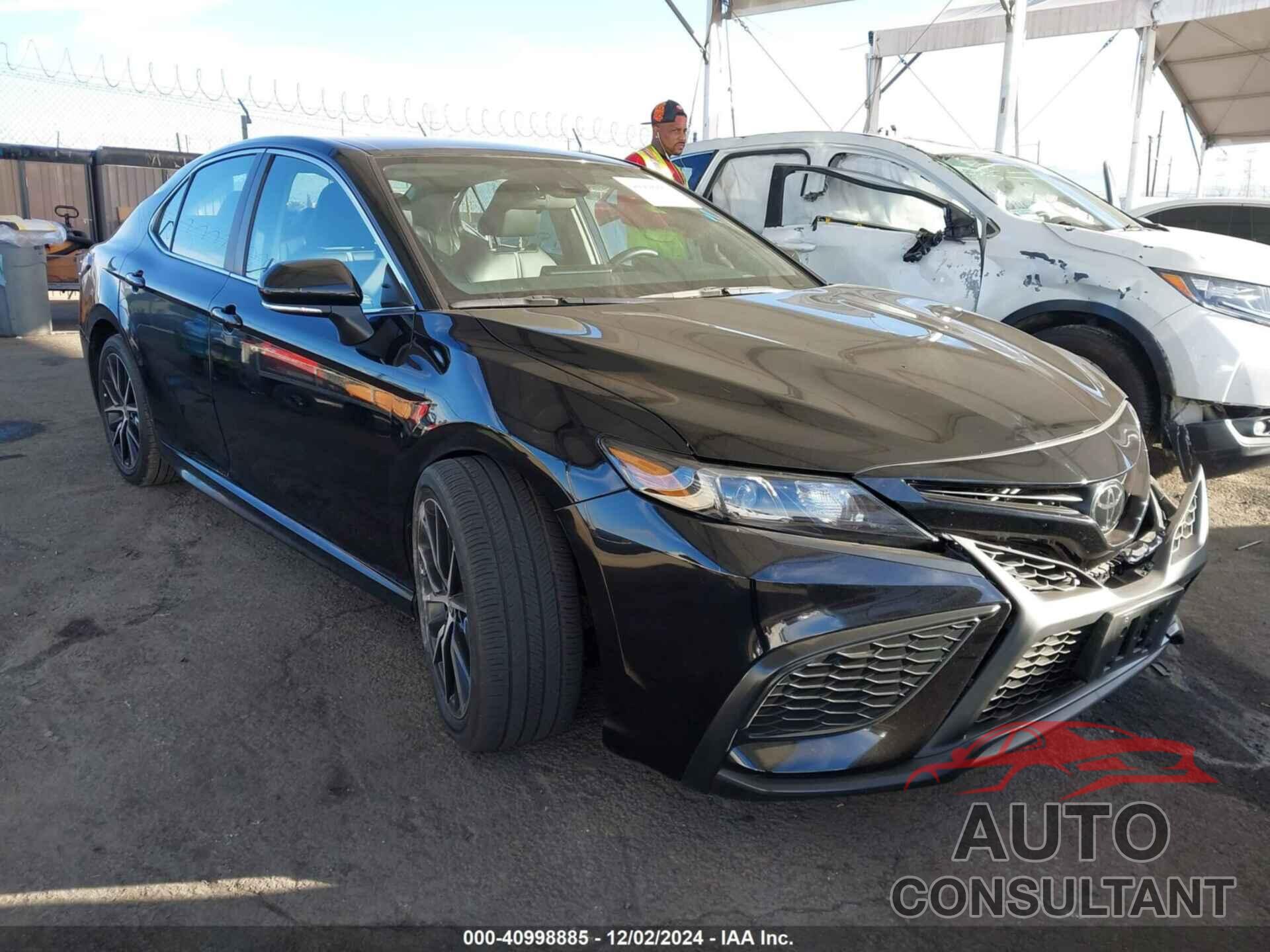TOYOTA CAMRY 2023 - 4T1G11AK7PU783835