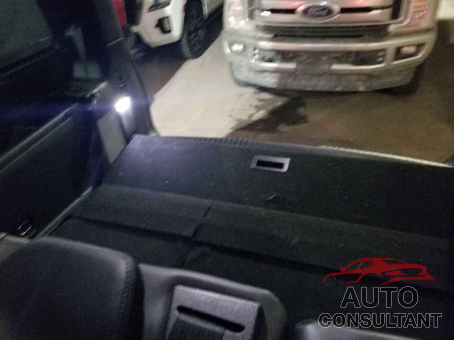 FORD EXPEDITION 2019 - 1FMJU1JT8KEA23681