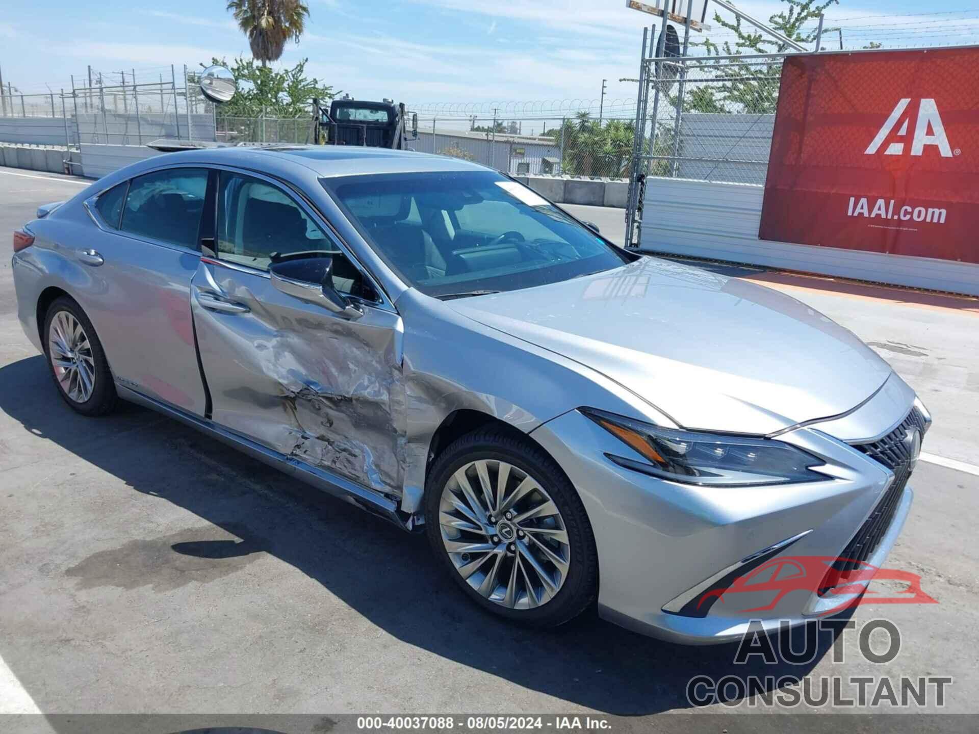 LEXUS ES 300H 2022 - 58AEA1C1XNU020483