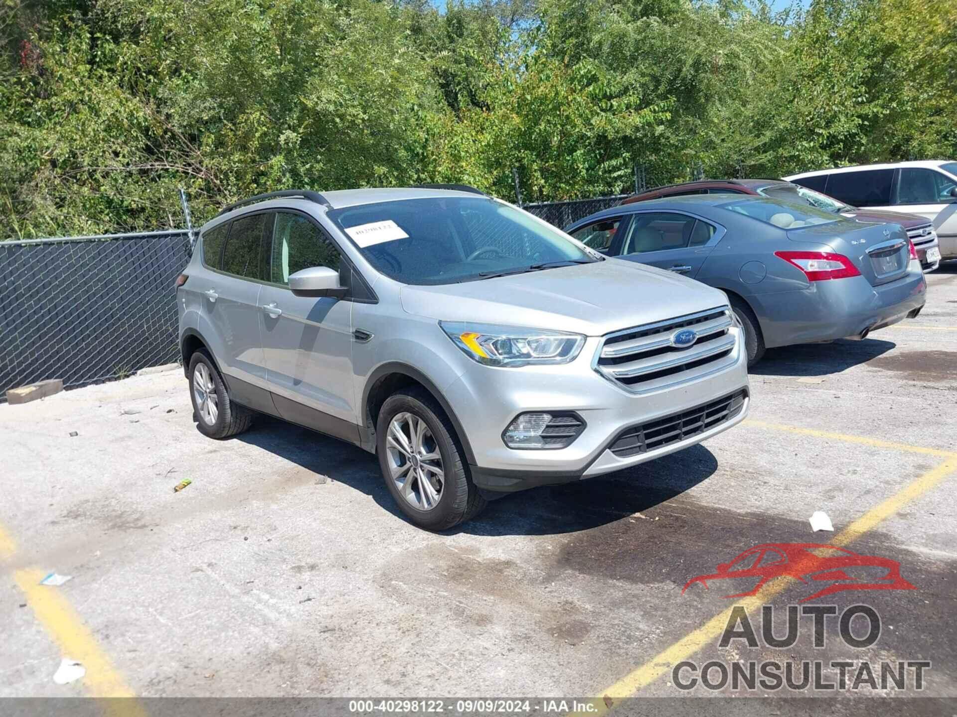 FORD ESCAPE 2017 - 1FMCU9GD8HUC77638