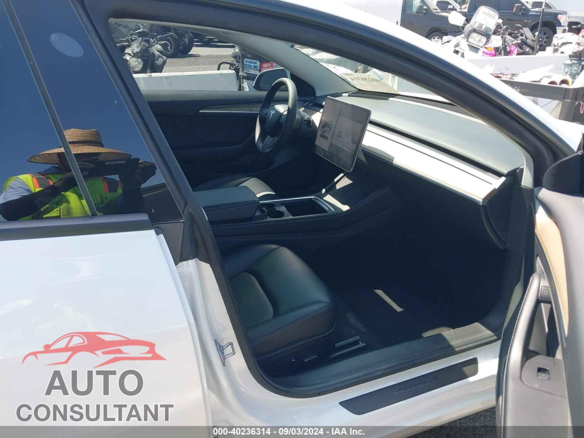 TESLA MODEL 3 2021 - 5YJ3E1EA9MF991177