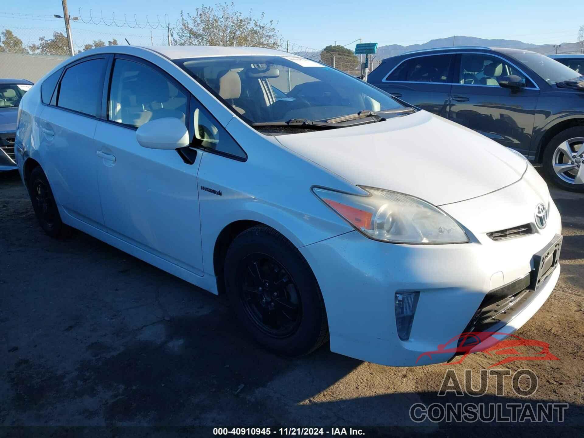 TOYOTA PRIUS 2015 - JTDKN3DU8F1928750