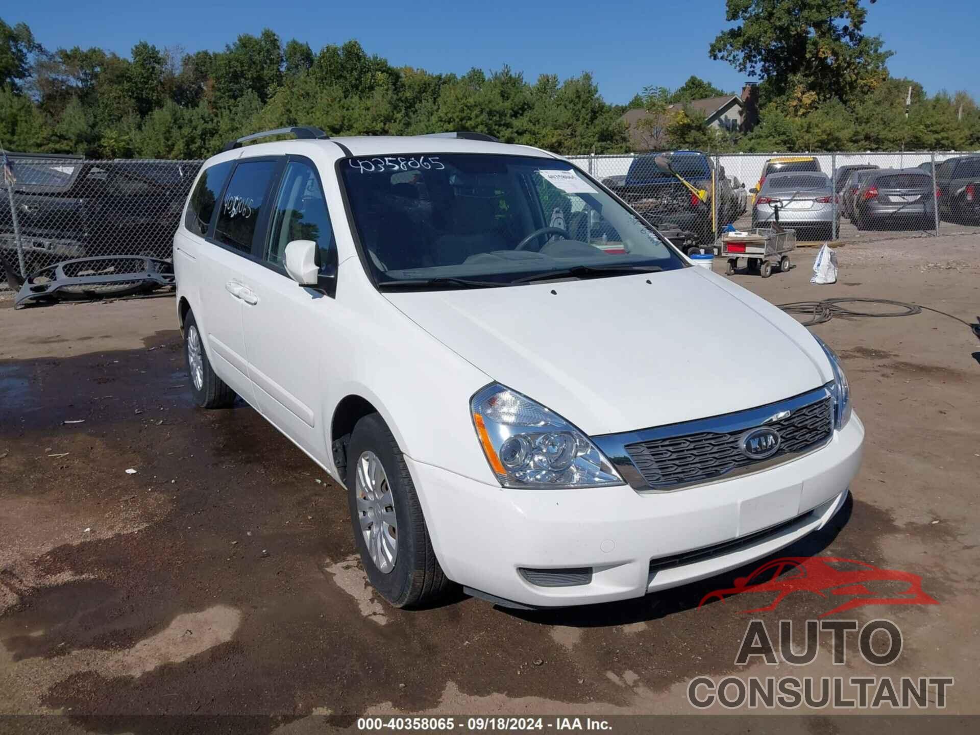 KIA SEDONA 2011 - KNDMG4C72B6368256