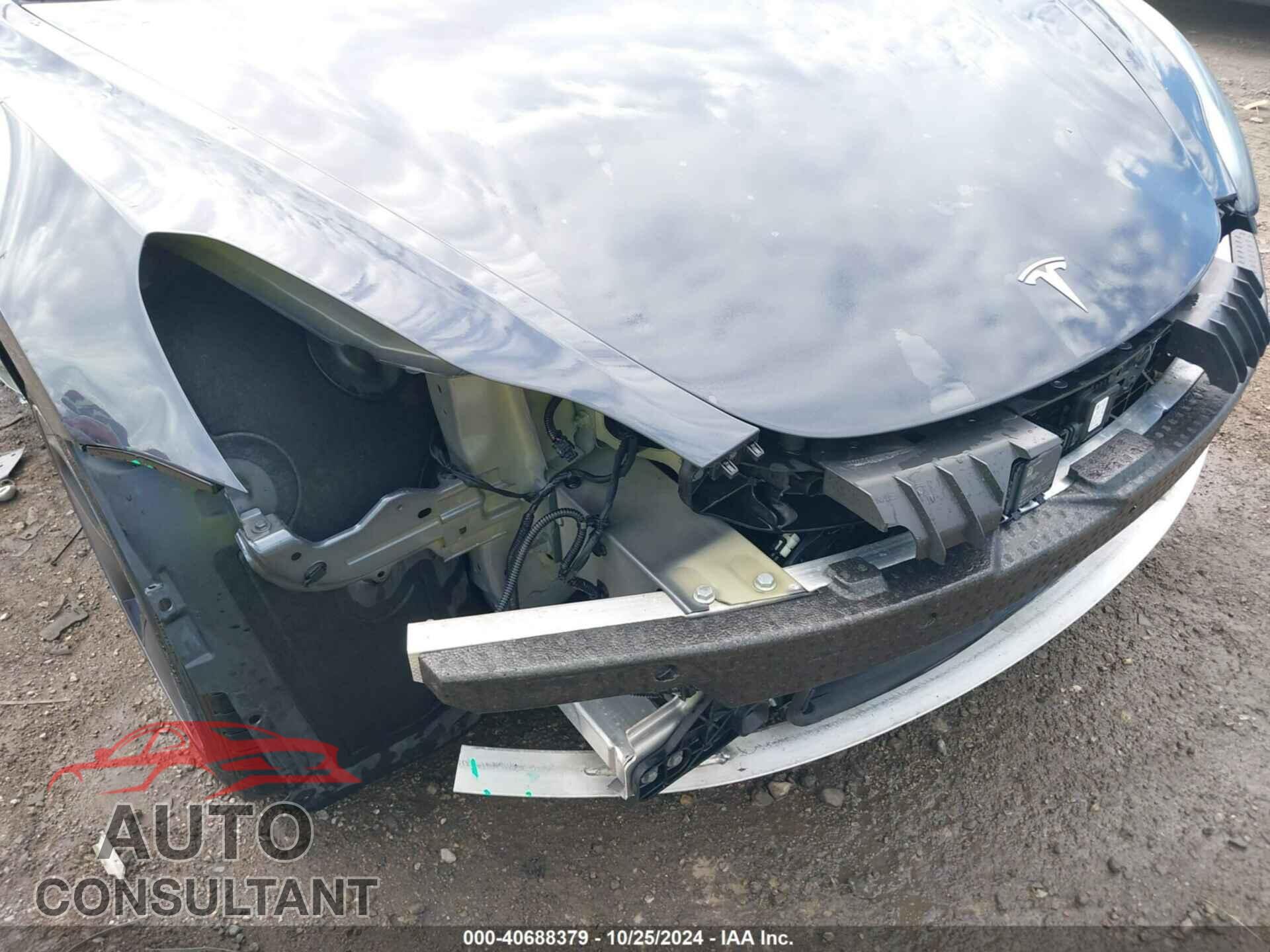 TESLA MODEL 3 2018 - 5YJ3E1EA3JF153383