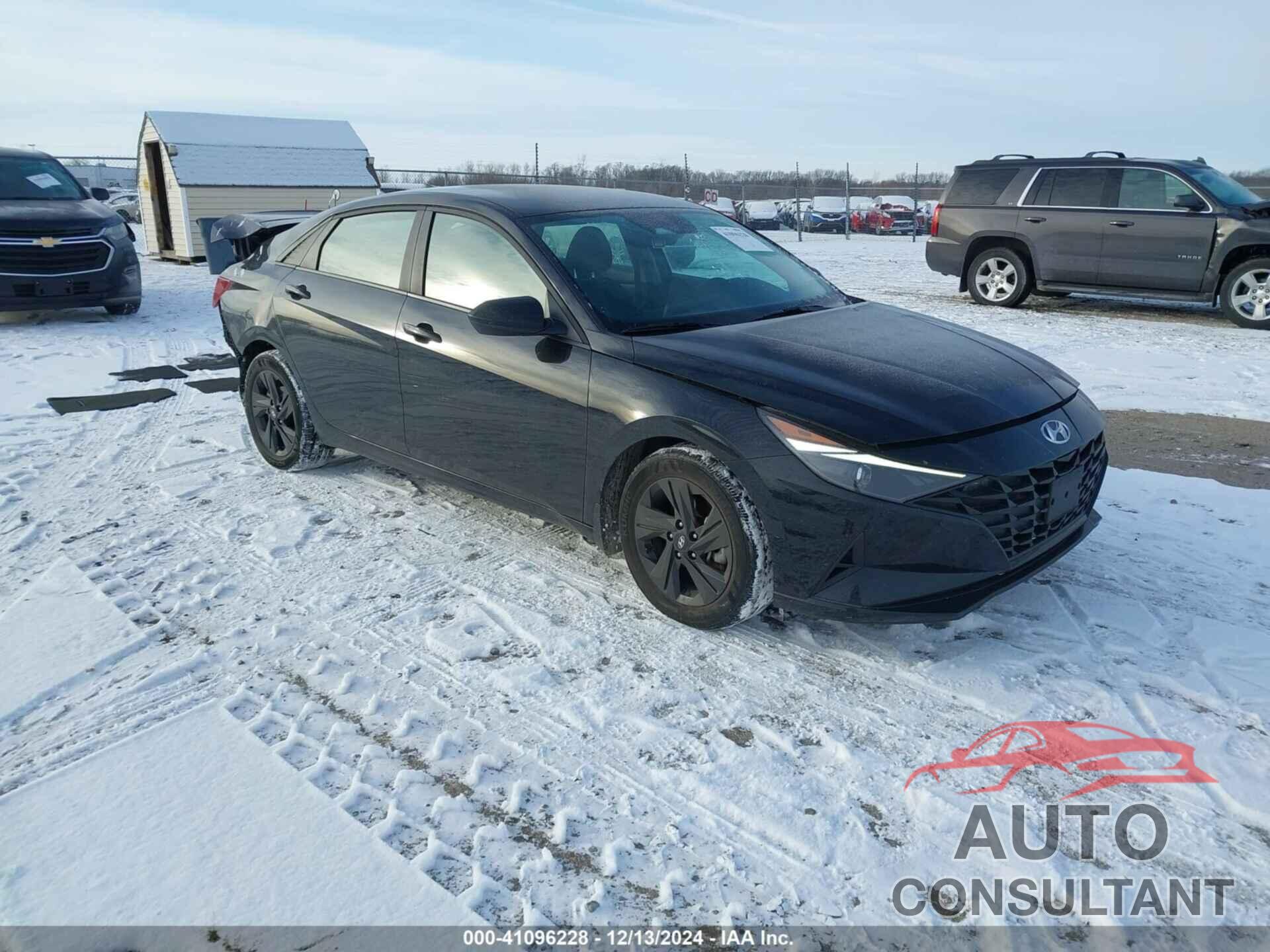 HYUNDAI ELANTRA 2023 - KMHLM4AG3PU455816