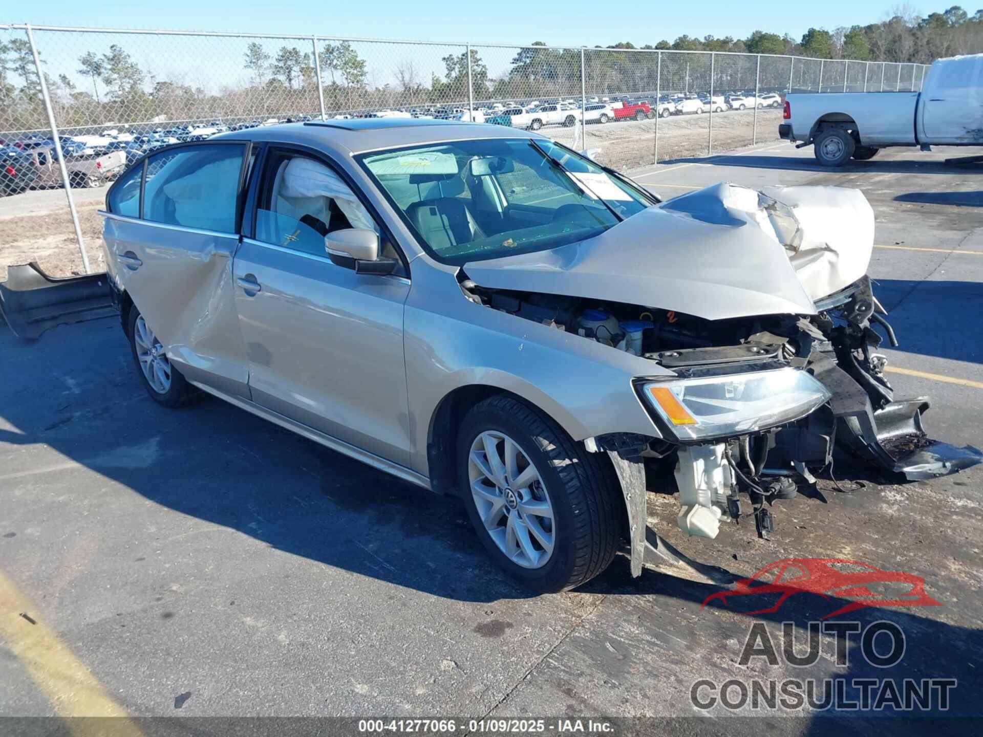 VOLKSWAGEN JETTA 2014 - 3VWD07AJXEM293487