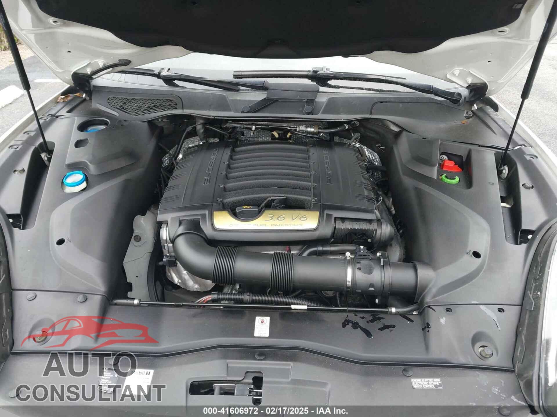 PORSCHE CAYENNE 2016 - WP1AA2A21GLA00402