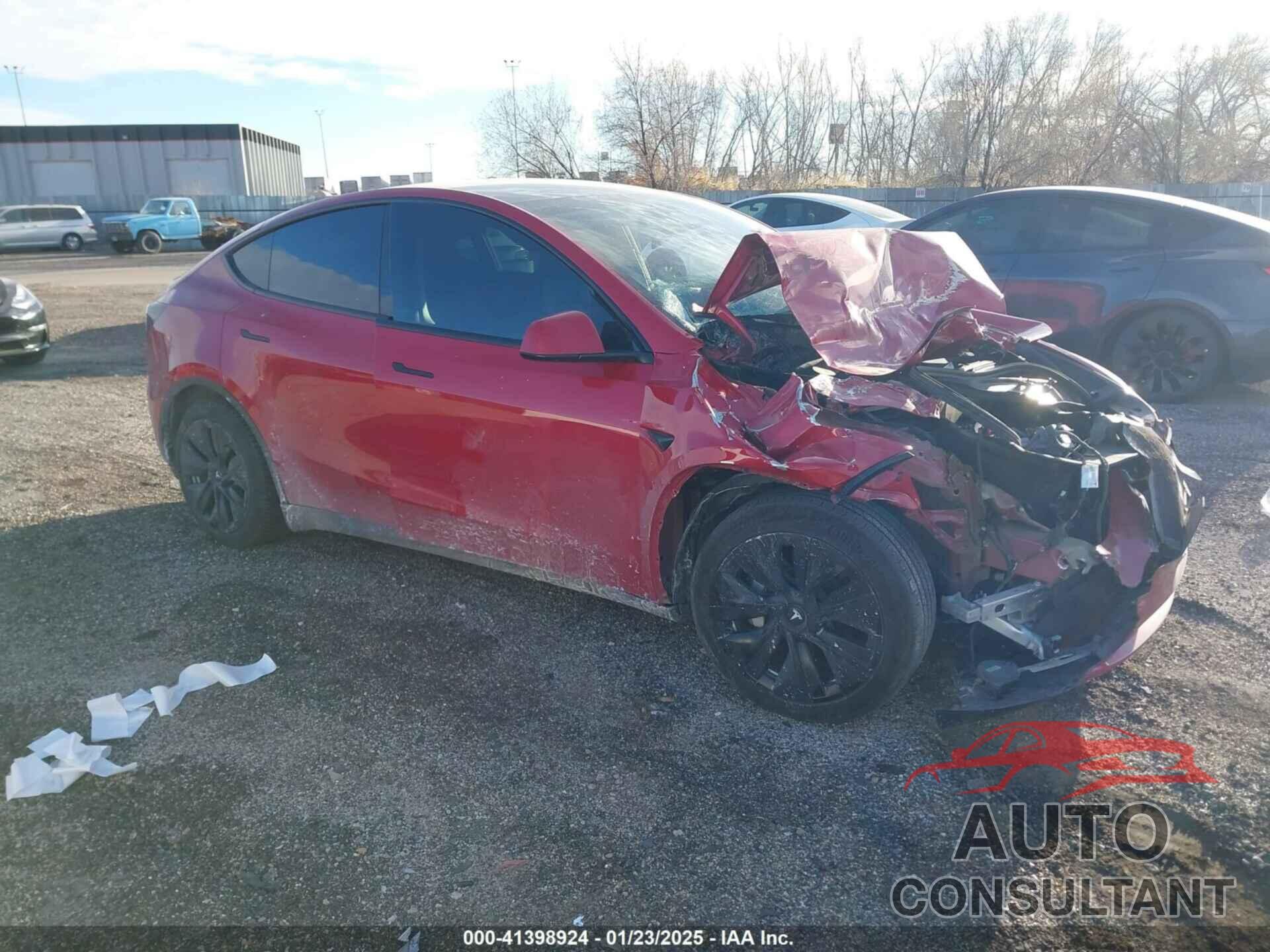TESLA MODEL Y 2023 - 7SAYGAEE6PF831199