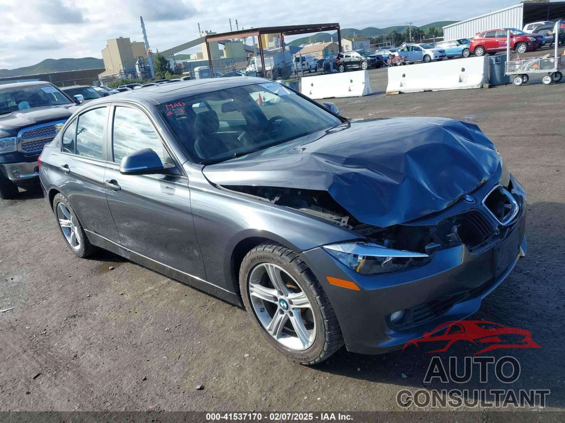 BMW 328I 2012 - WBA3A5G58CNN65562