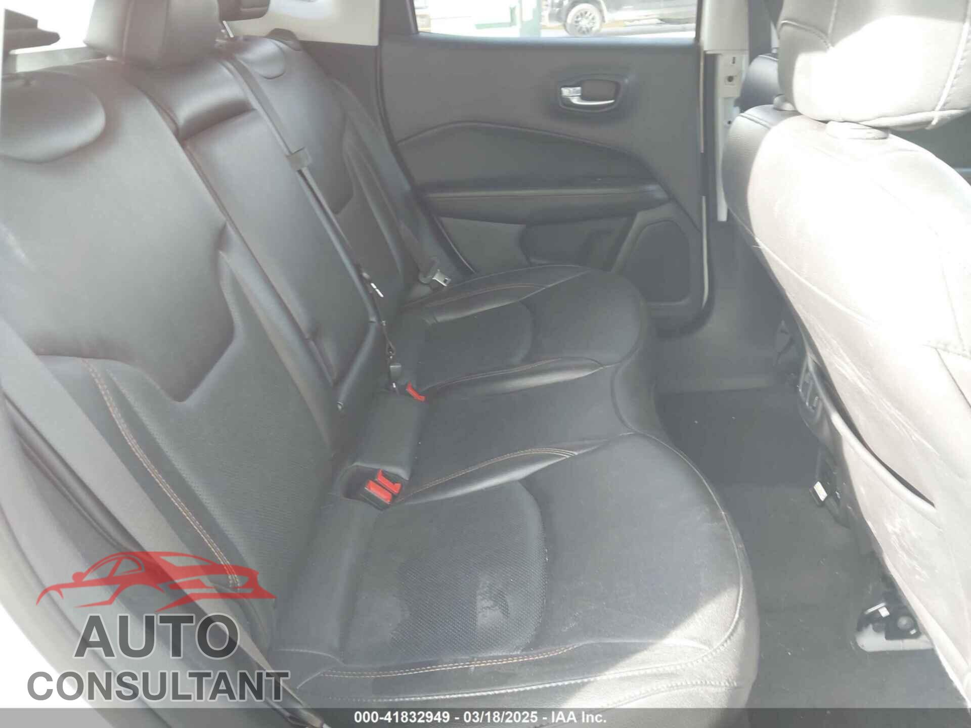 JEEP COMPASS 2020 - 3C4NJCCB2LT247237