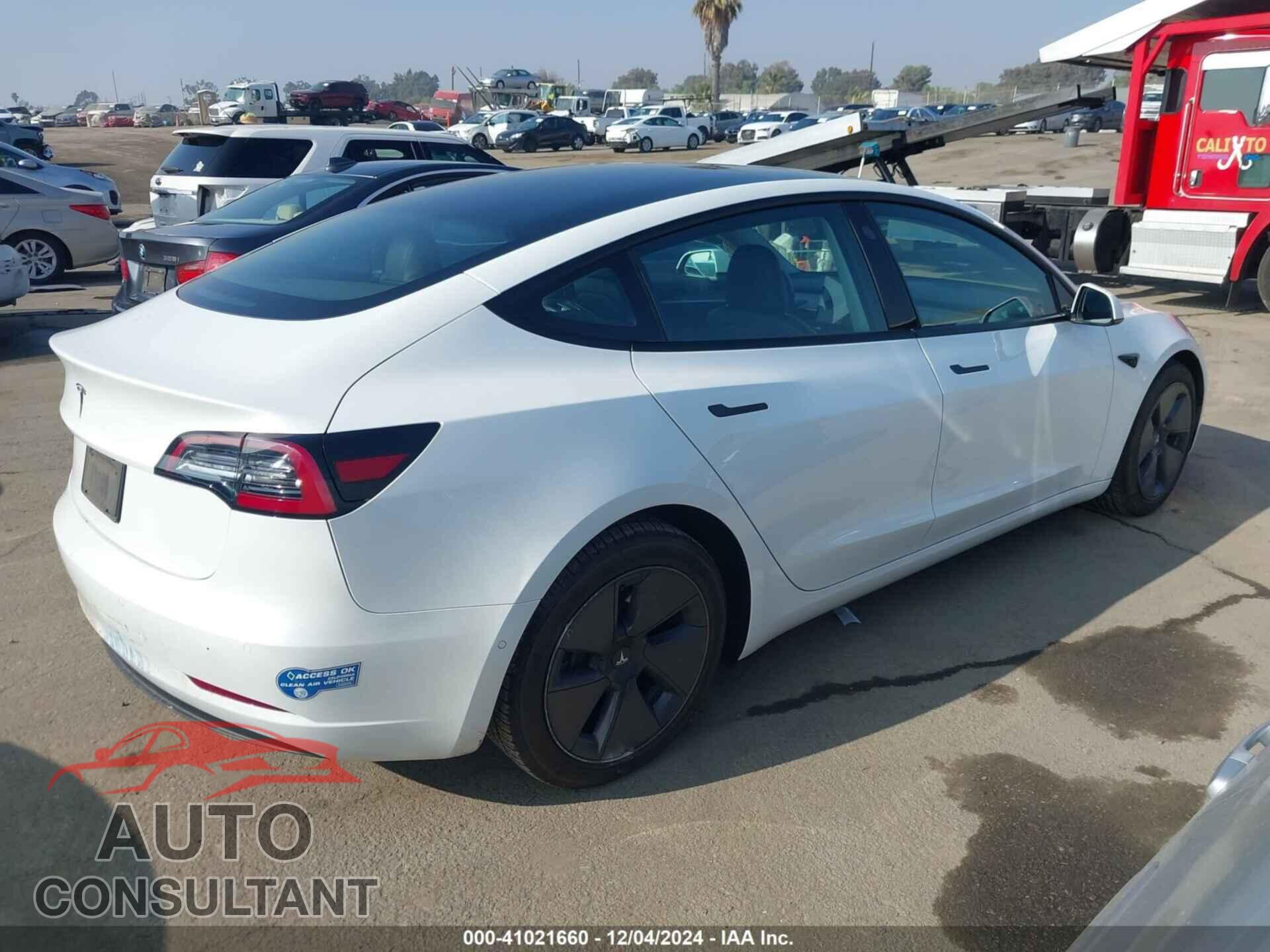 TESLA MODEL 3 2021 - 5YJ3E1EA0MF075357