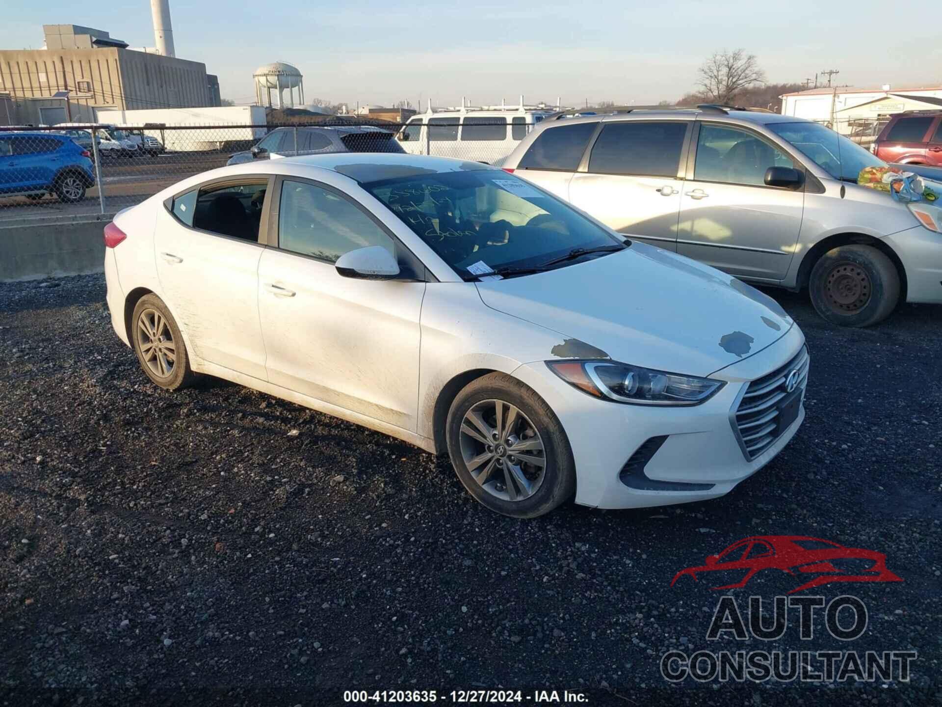 HYUNDAI ELANTRA 2018 - 5NPD84LF4JH328527