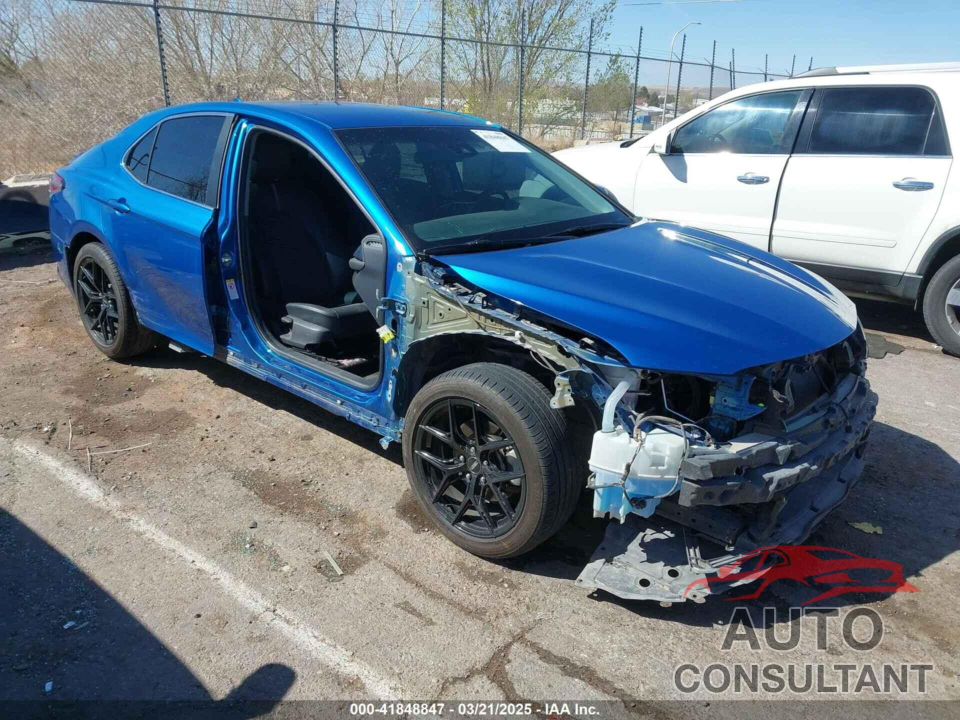 TOYOTA CAMRY 2019 - 4T1B11HKXKU173212