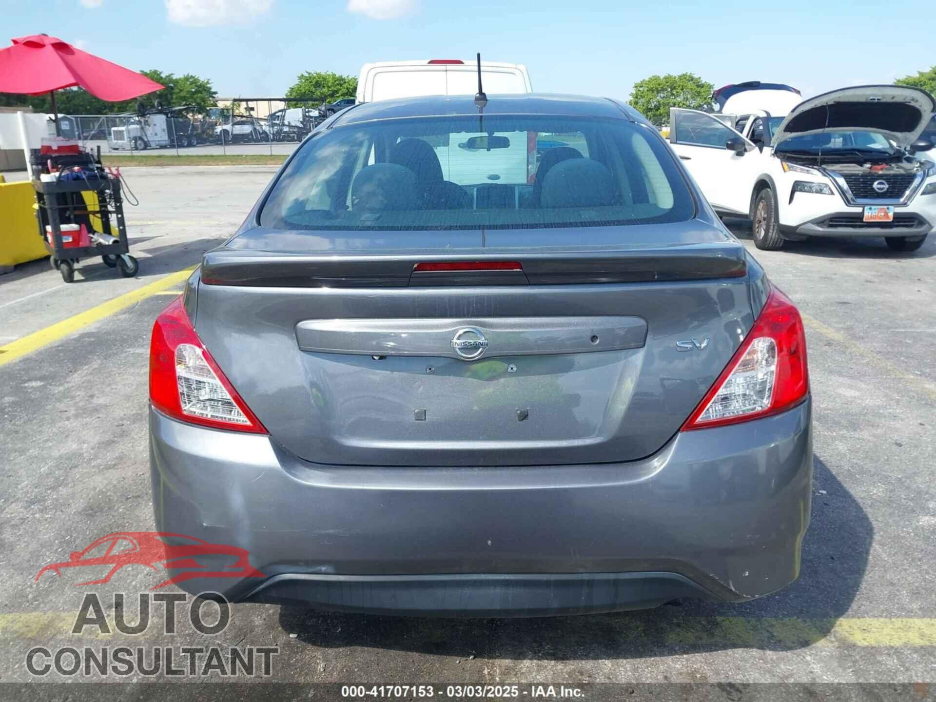 NISSAN VERSA 2019 - 3N1CN7AP3KL875830