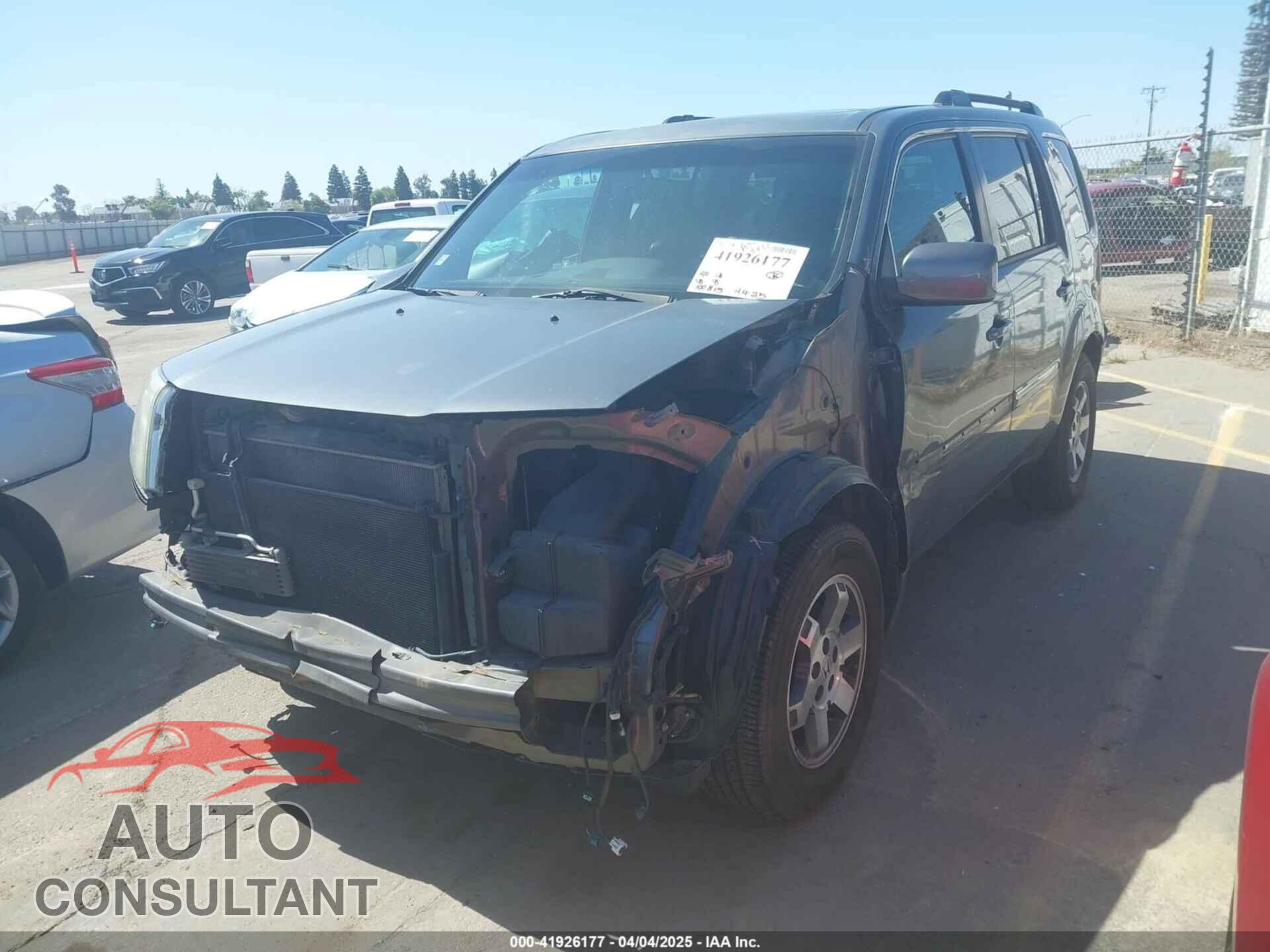HONDA PILOT 2011 - 5FNYF4H96BB083532