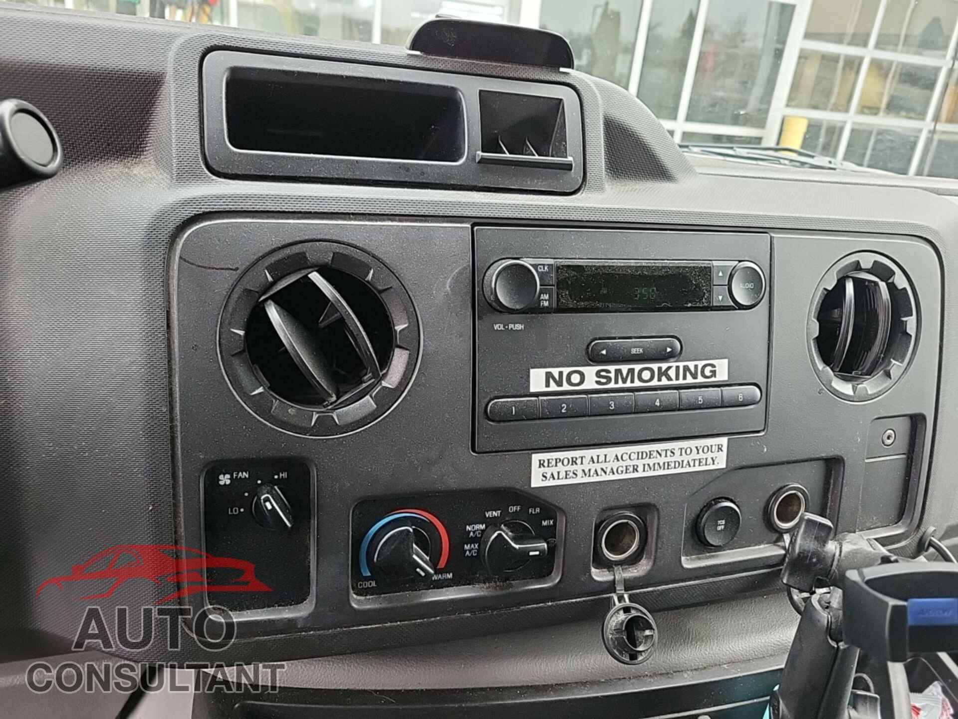FORD E-450 CUTAWAY 2019 - 1FDXE4FS1KDC52301
