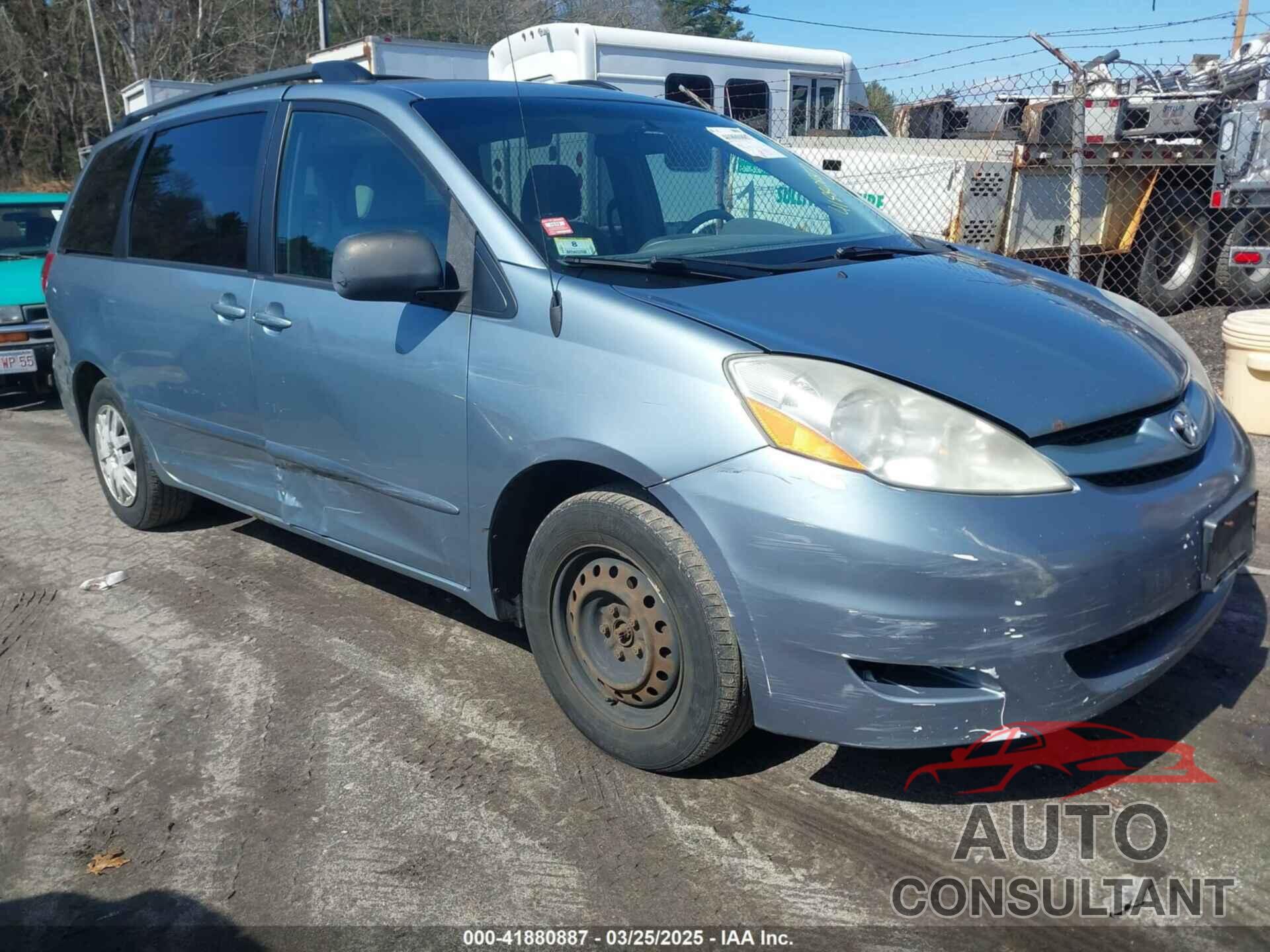 TOYOTA SIENNA 2010 - 5TDKK4CCXAS325253