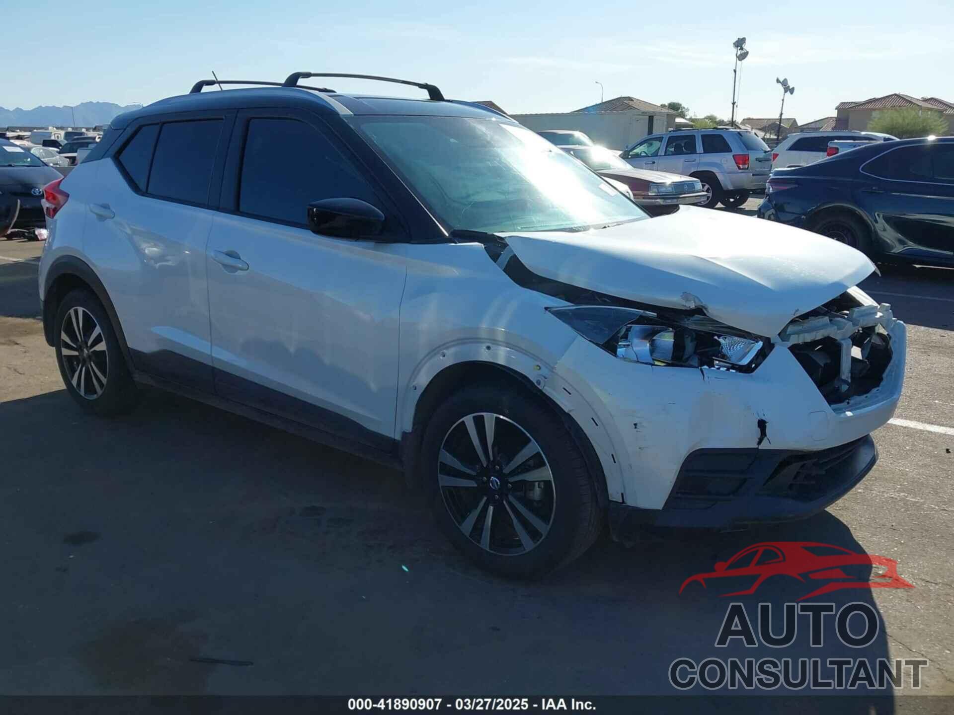NISSAN KICKS 2018 - 3N1CP5CUXJL504437