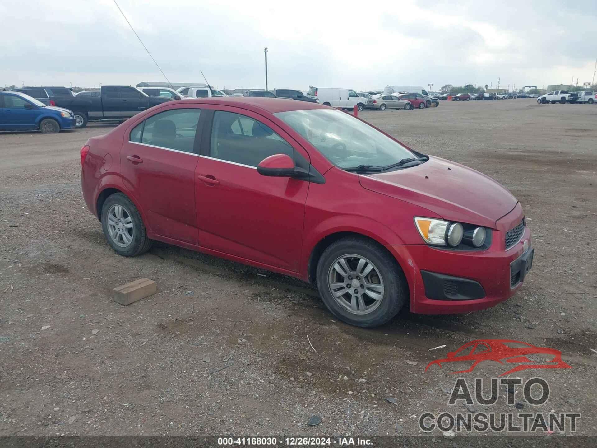 CHEVROLET SONIC 2014 - 1G1JC5SH3E4204215