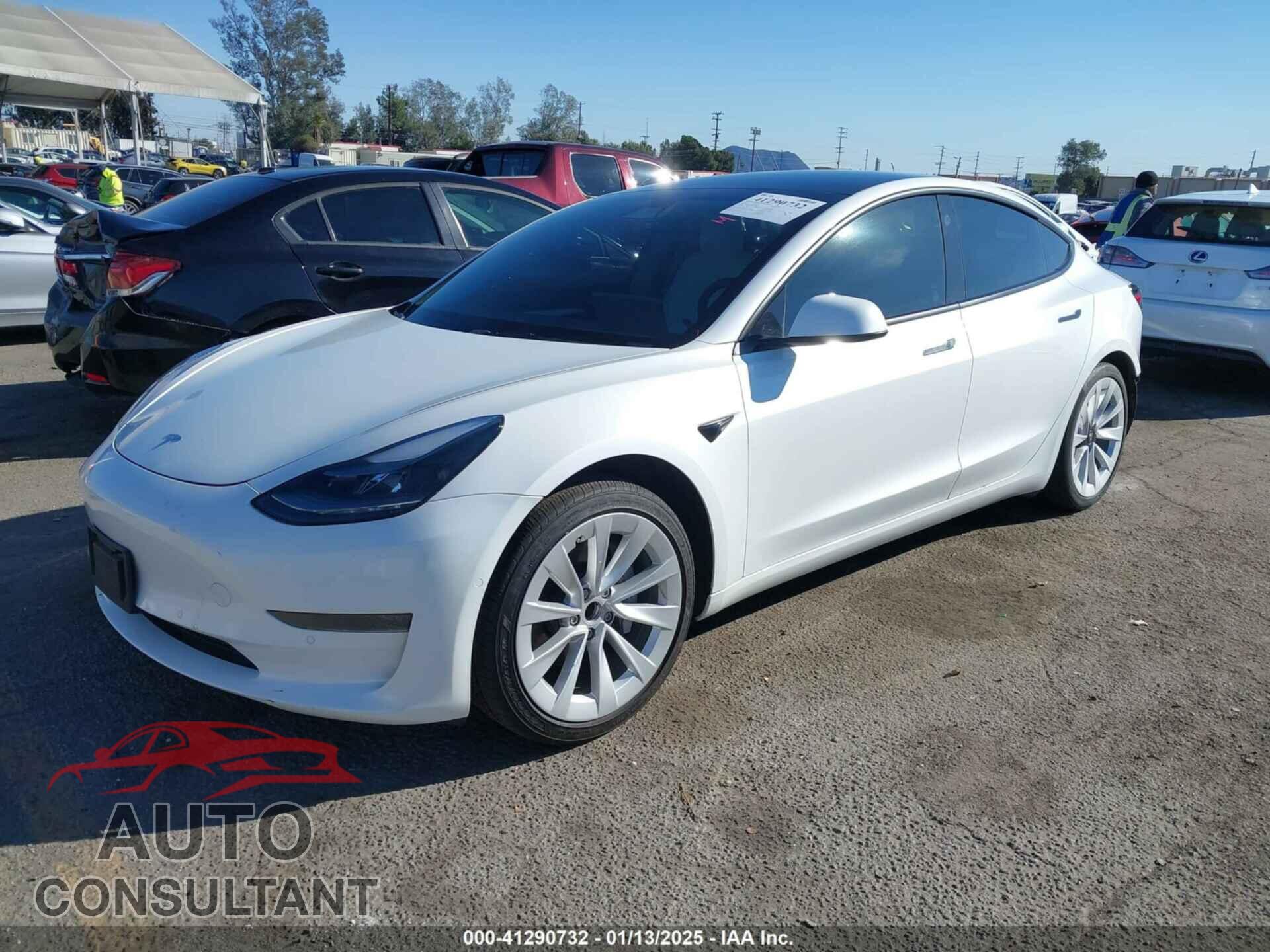 TESLA MODEL 3 2022 - 5YJ3E1EA2NF130747