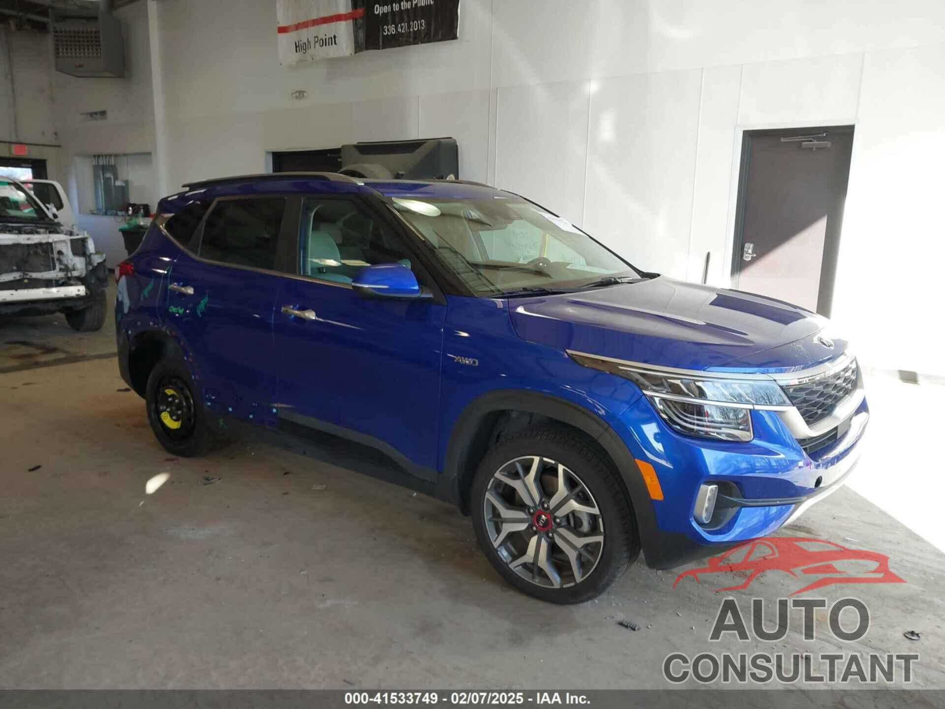 KIA SELTOS 2021 - KNDETCA28M7154385