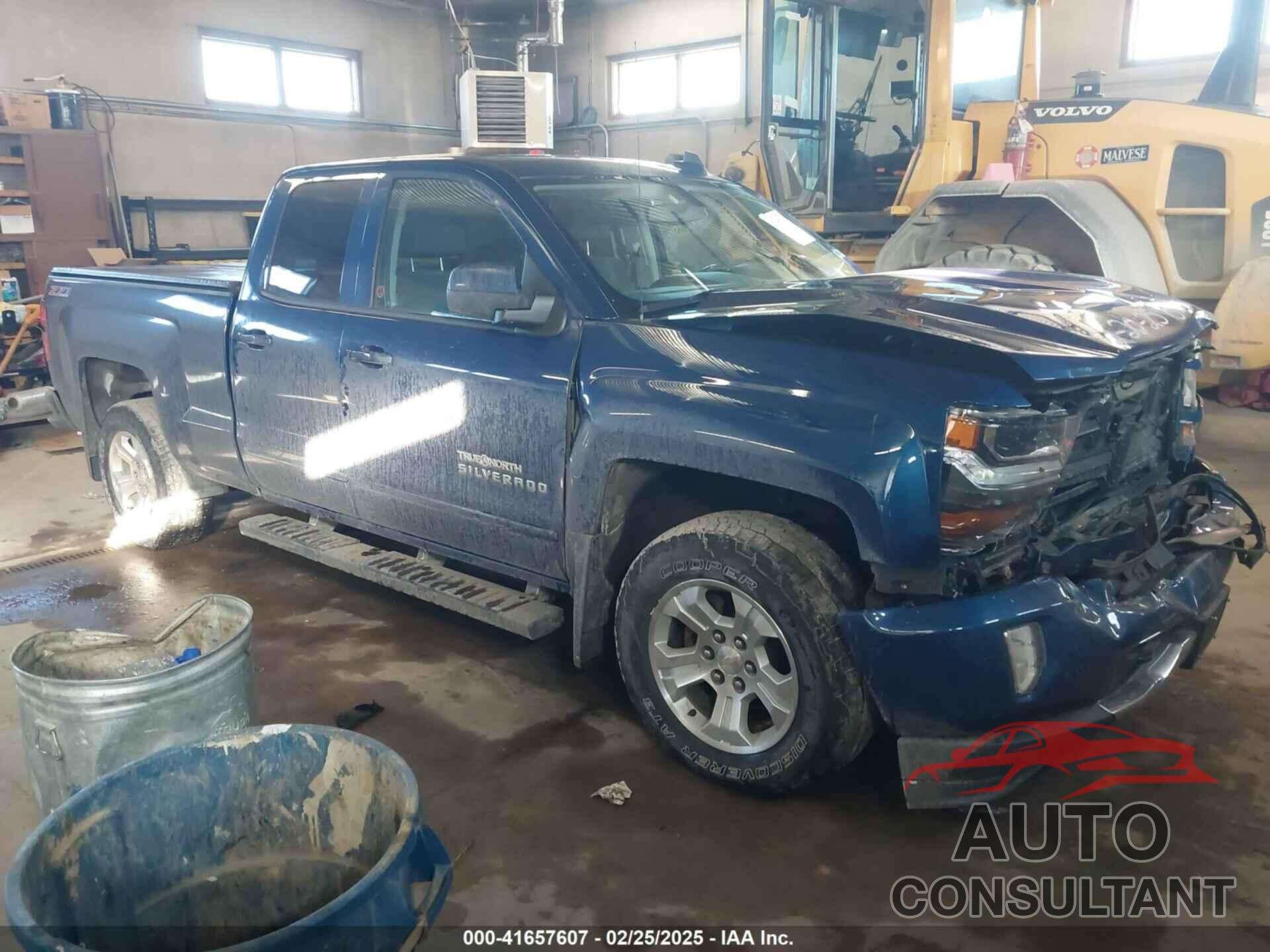 CHEVROLET SILVERADO 1500 2017 - 1GCVKREC3HZ396665