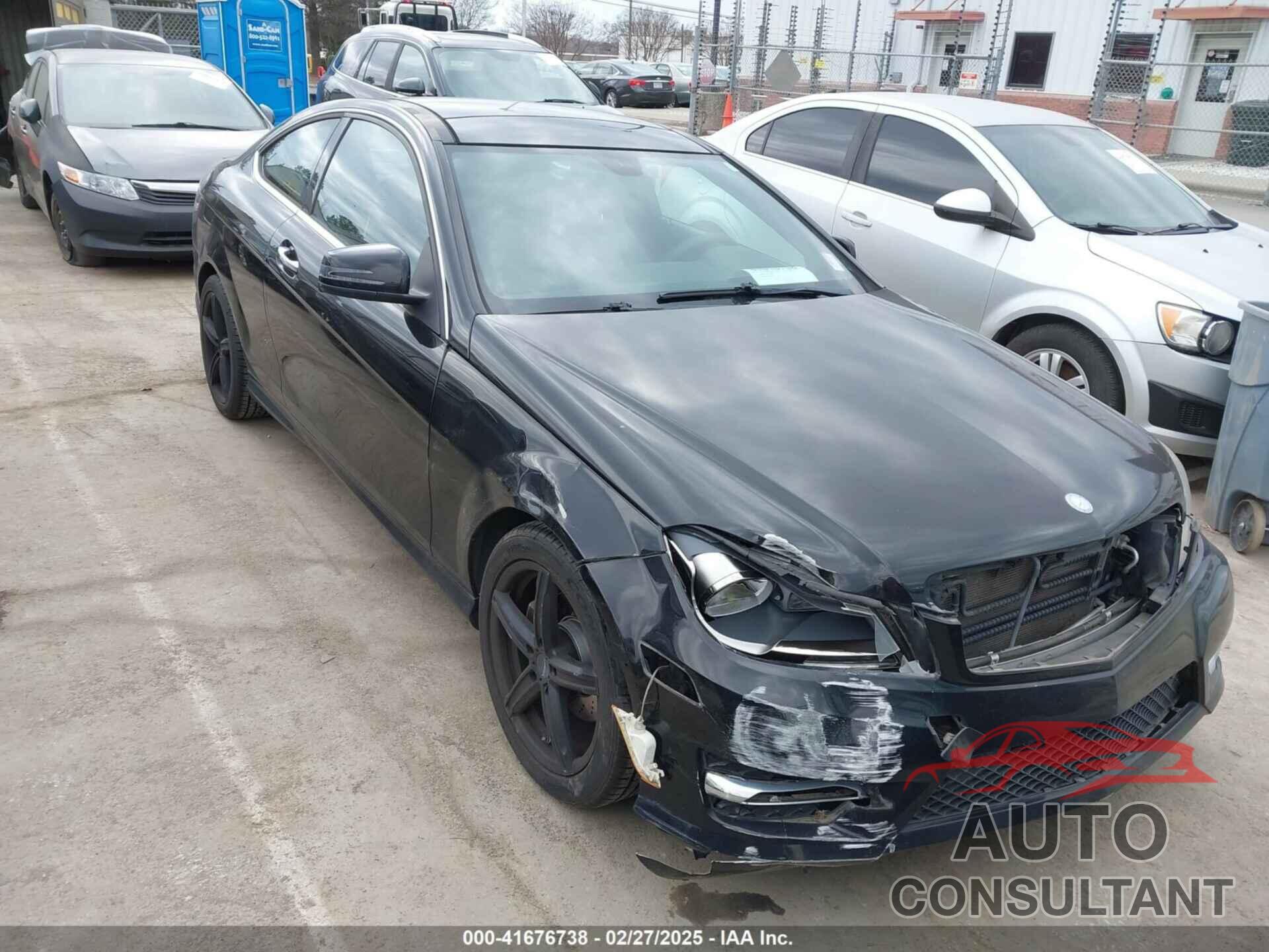 MERCEDES-BENZ C 250 2013 - WDDGJ4HB3DG066876