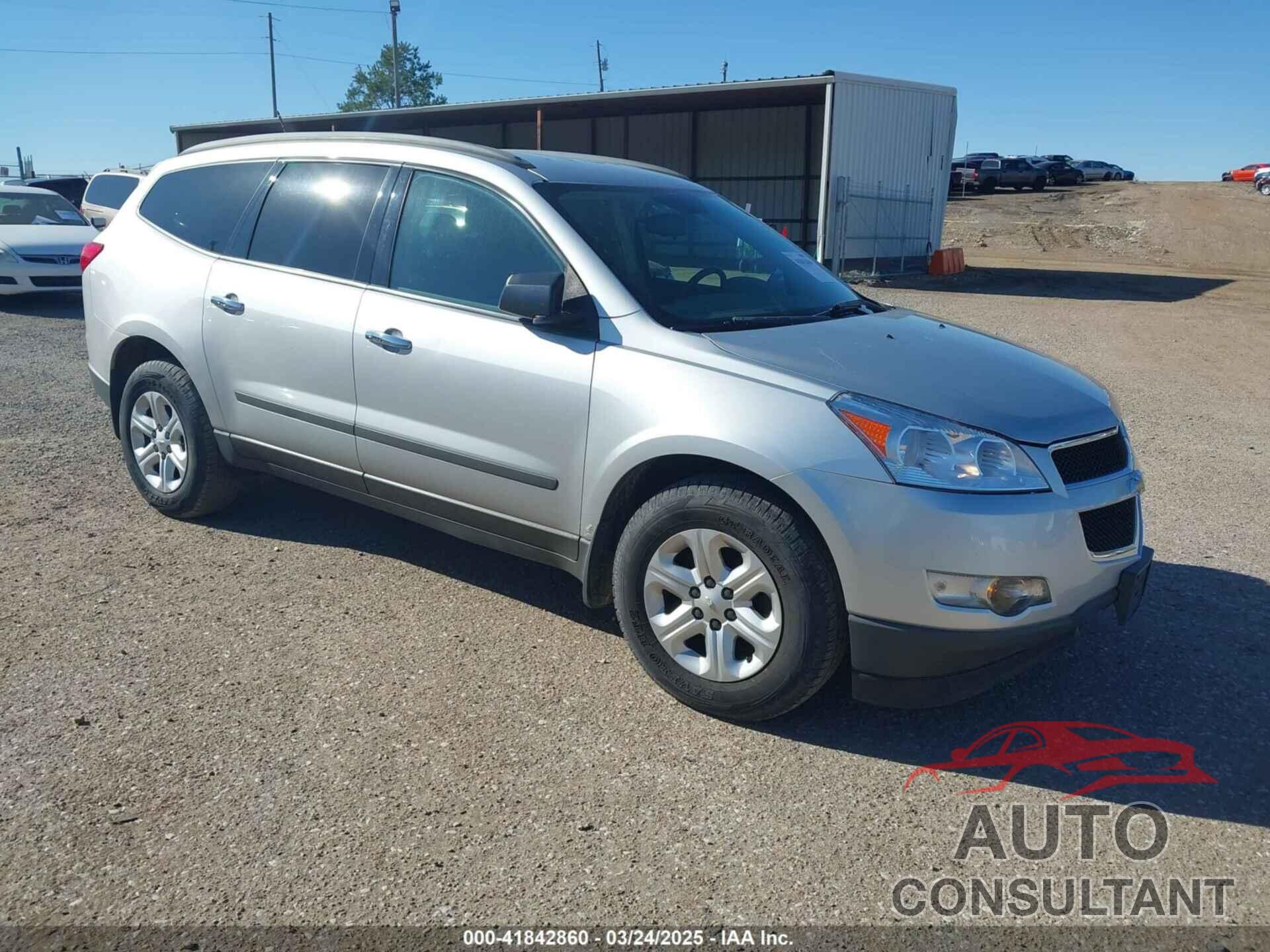 CHEVROLET TRAVERSE 2011 - 1GNKVFEDXBJ349230