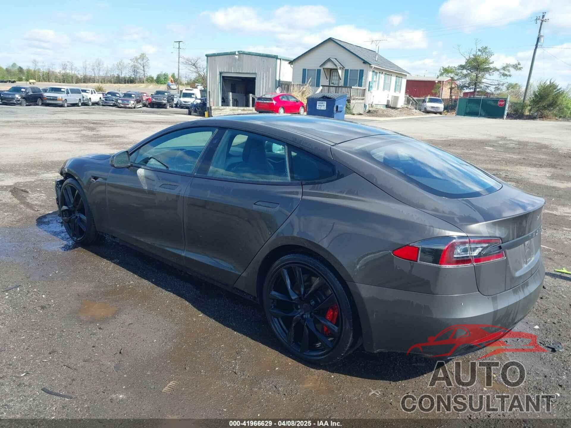 TESLA MODEL S 2018 - 5YJSA1E48JF268871