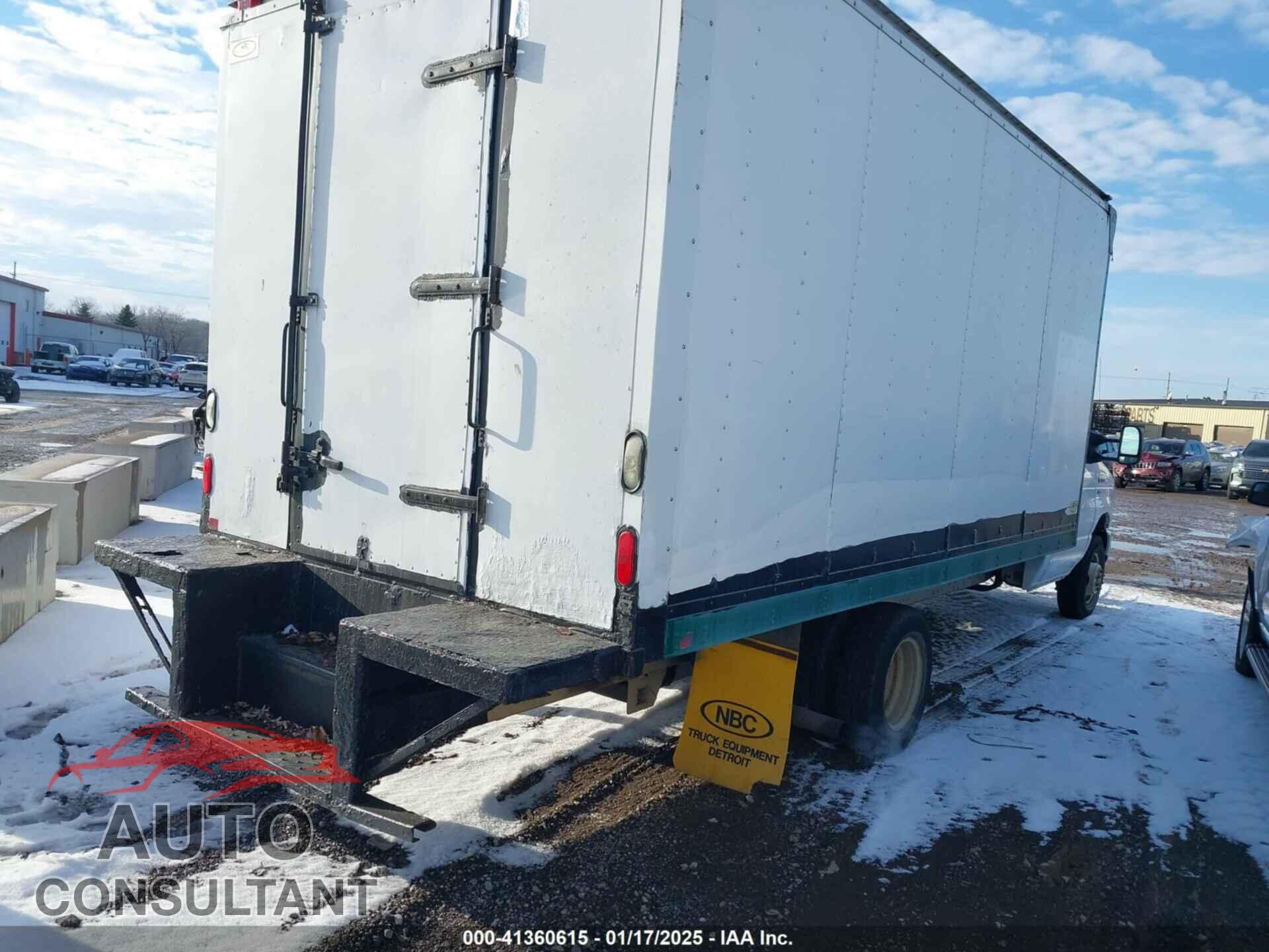 FORD E-350 CUTAWAY 2012 - 1FDWE3FL2CDB09213