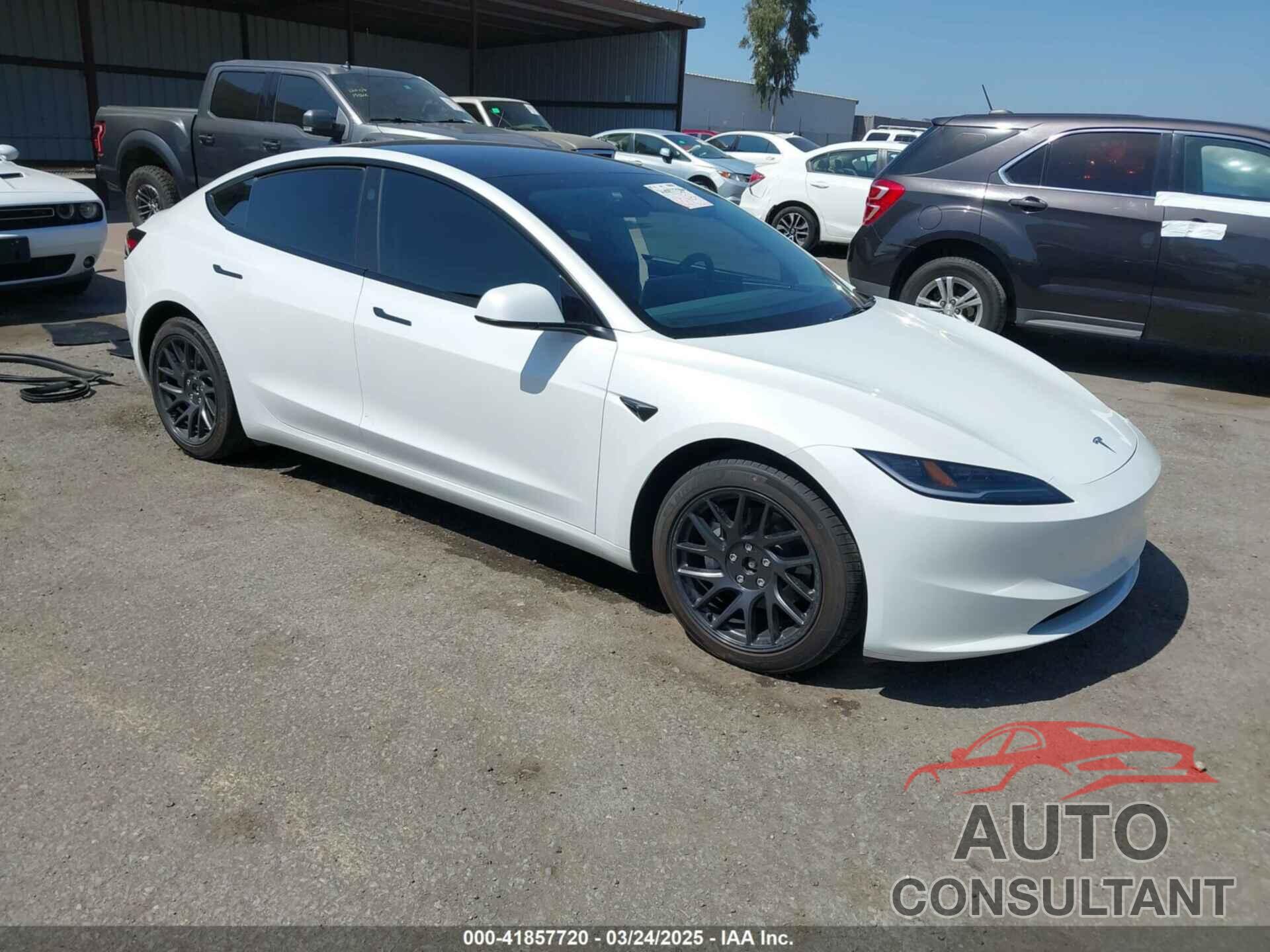 TESLA MODEL 3 2024 - 5YJ3E1EB2RF773730