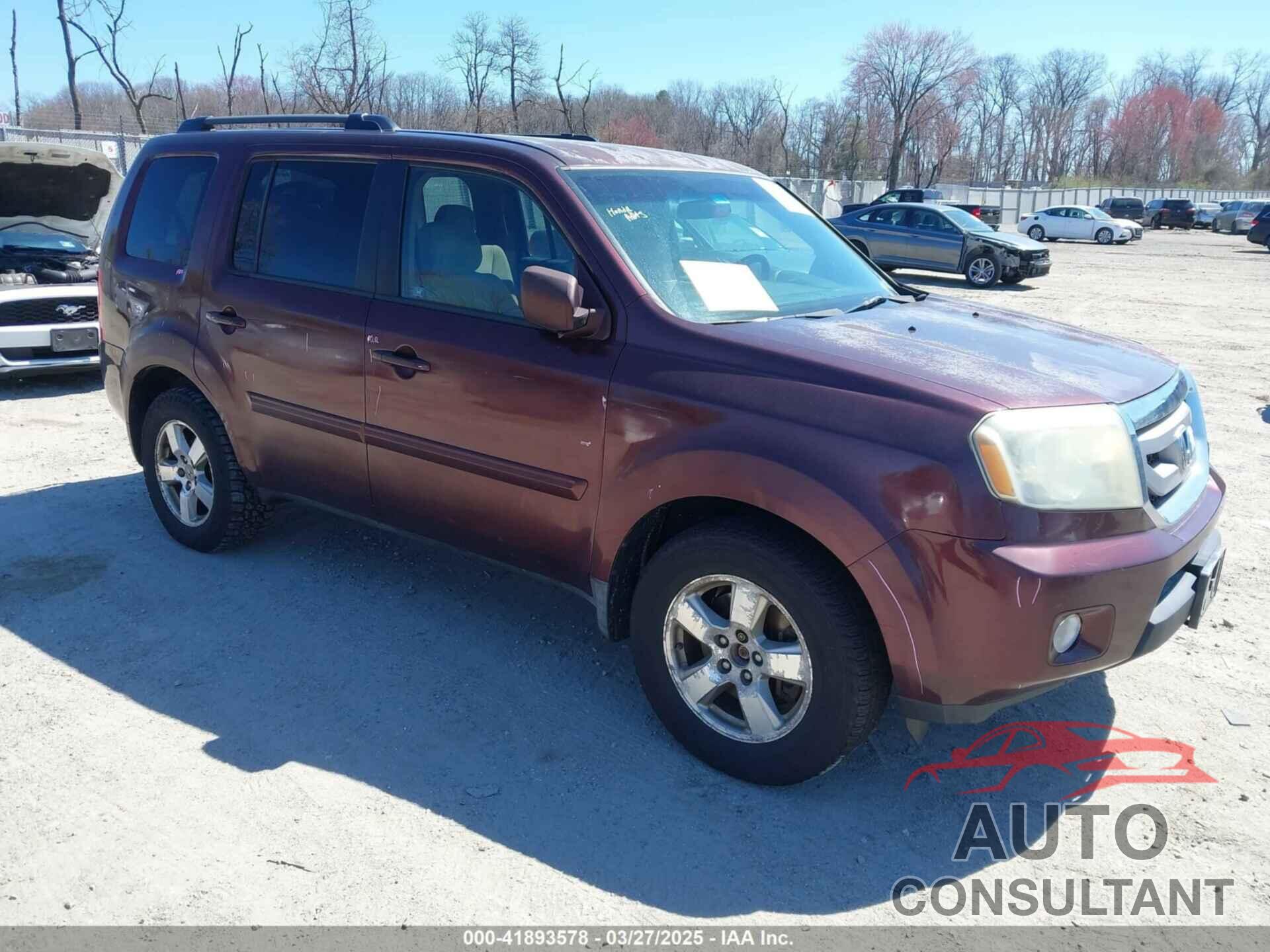 HONDA PILOT 2011 - 5FNYF4H45BB063910