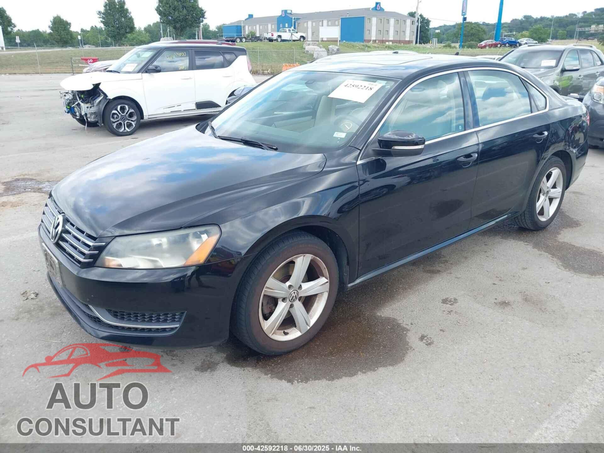 VOLKSWAGEN PASSAT 2012 - 1VWBN7A36CC104875