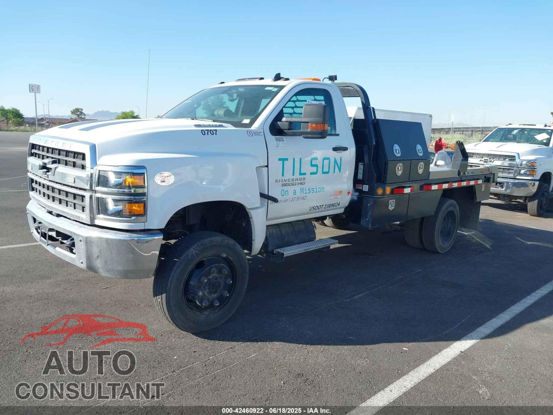 CHEVROLET SILVERADO MD 2023 - 1HTKJPVM4PH130940