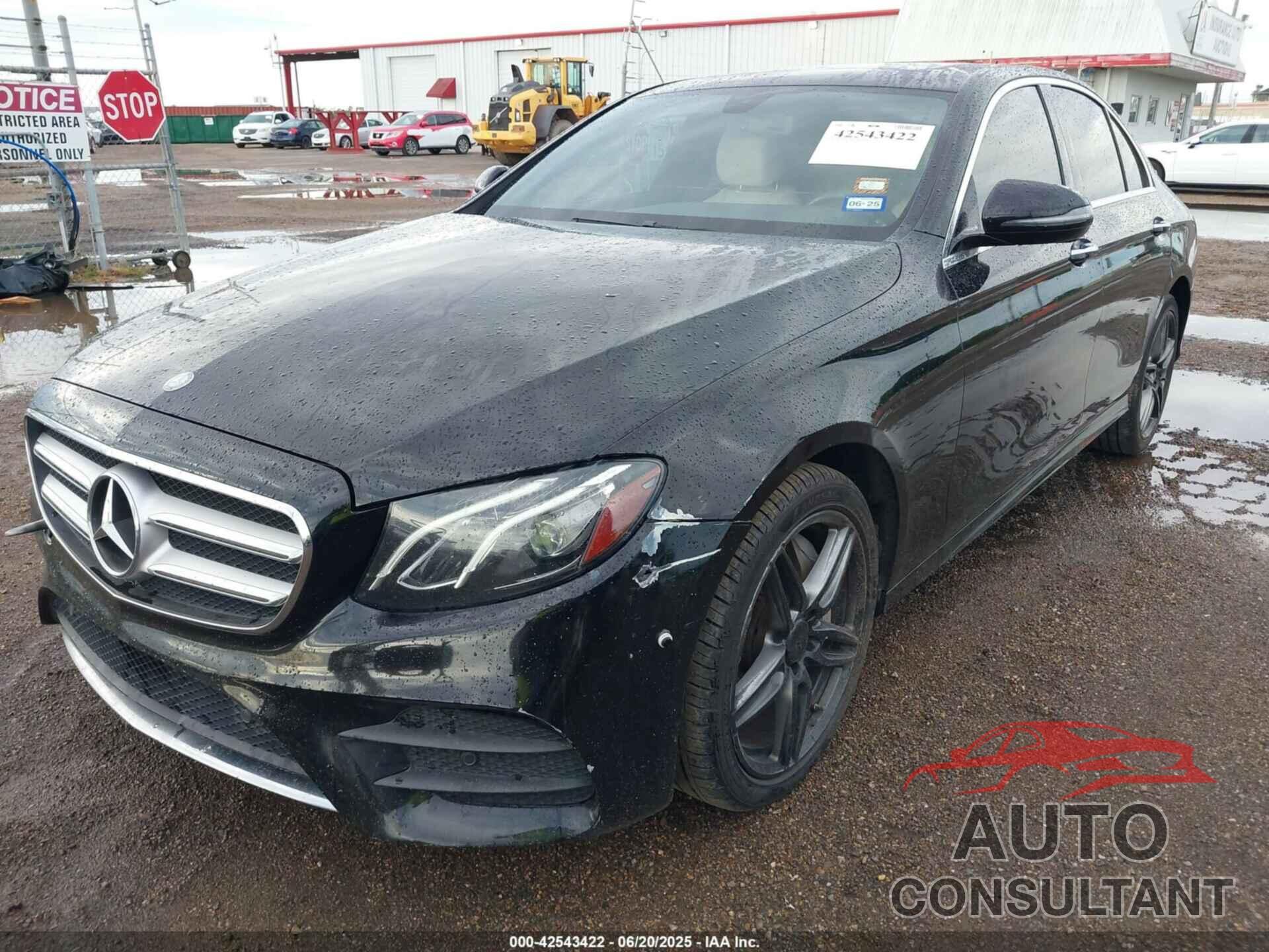 MERCEDES-BENZ E 300 2017 - WDDZF4JB9HA097594