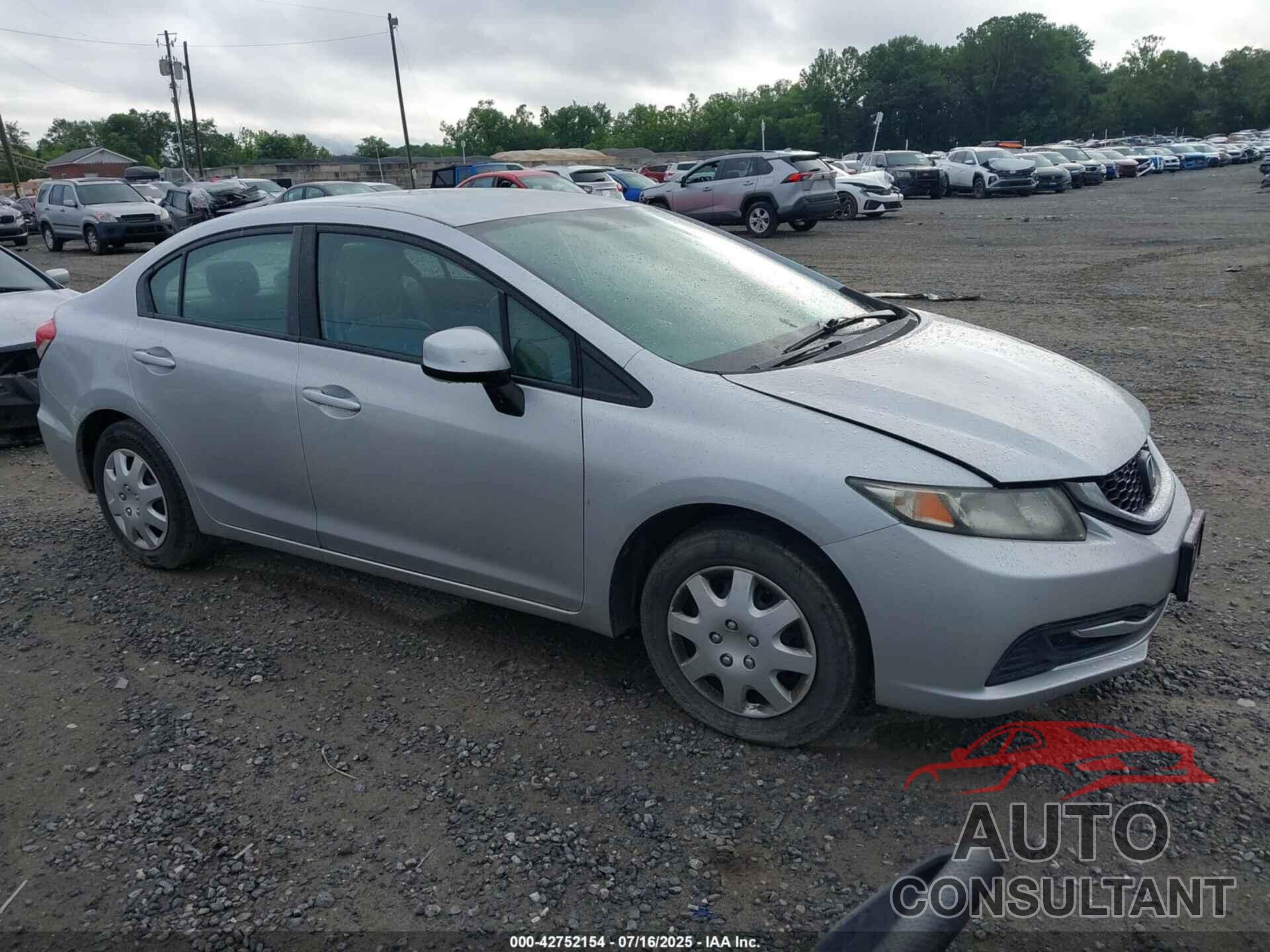 HONDA CIVIC 2013 - 19XFB2F58DE033828