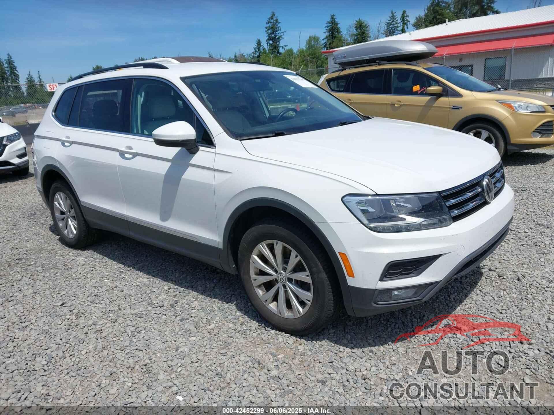 VOLKSWAGEN TIGUAN 2018 - 3VV2B7AX9JM011912