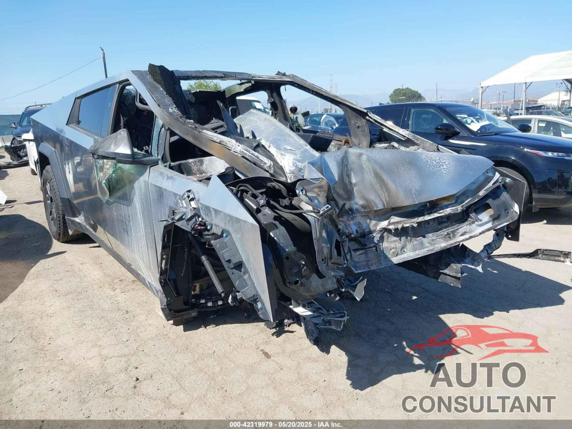 TESLA CYBERTRUCK 2024 - 7G2CEHED1RA031677