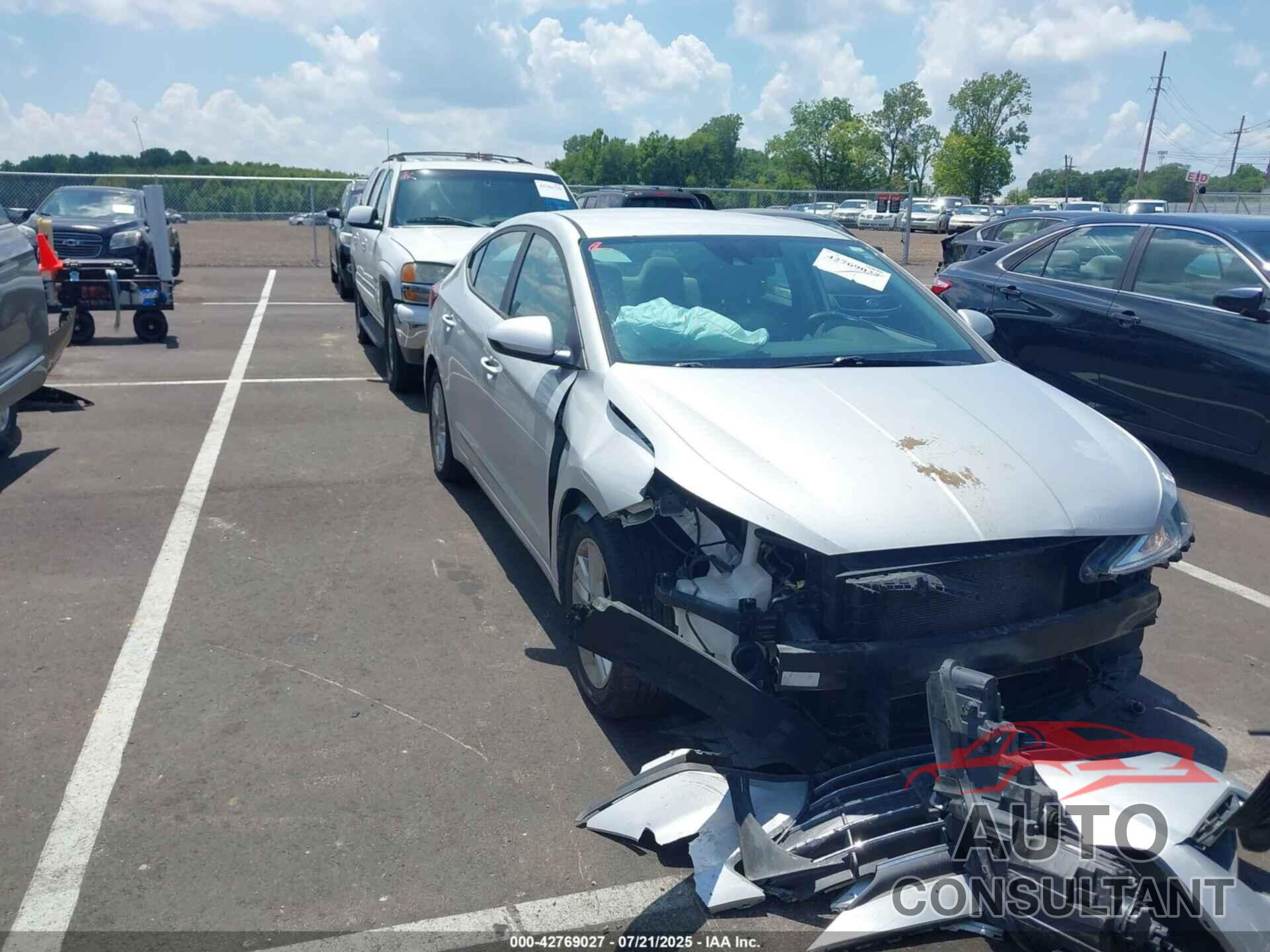 HYUNDAI ELANTRA 2020 - 5NPD84LF7LH507194
