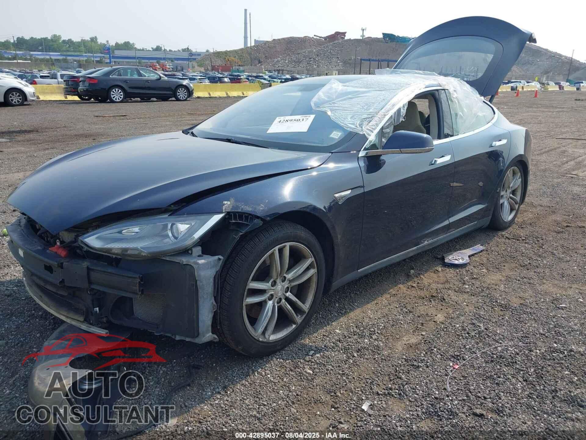 TESLA MODEL S 2013 - 5YJSA1CN0DFP04516
