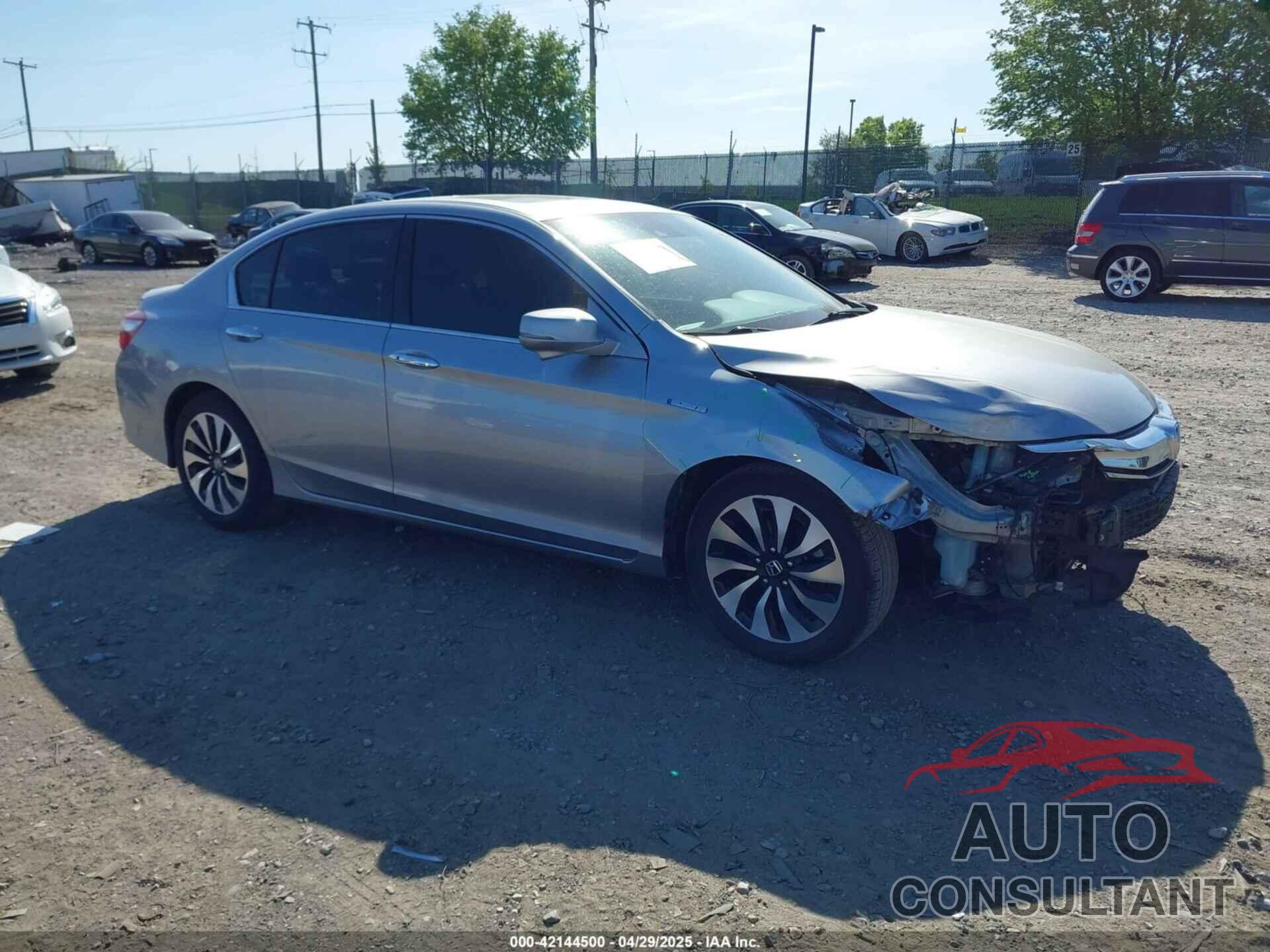 HONDA ACCORD HYBRID 2017 - JHMCR6F55HC020603