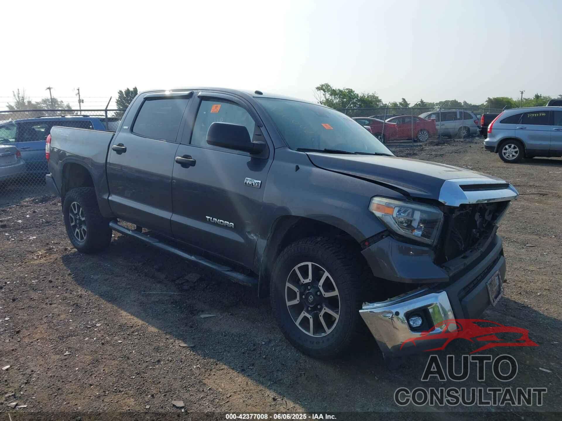 TOYOTA TUNDRA 2018 - 5TFDY5F13JX776882
