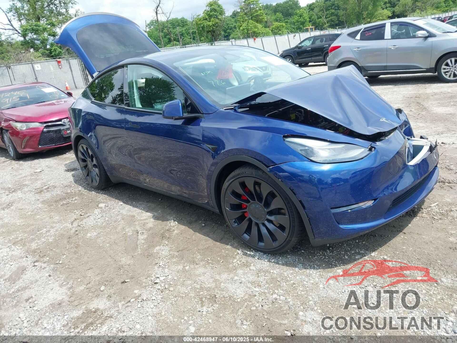 TESLA MODEL Y 2023 - 7SAYGDEF7PF904333