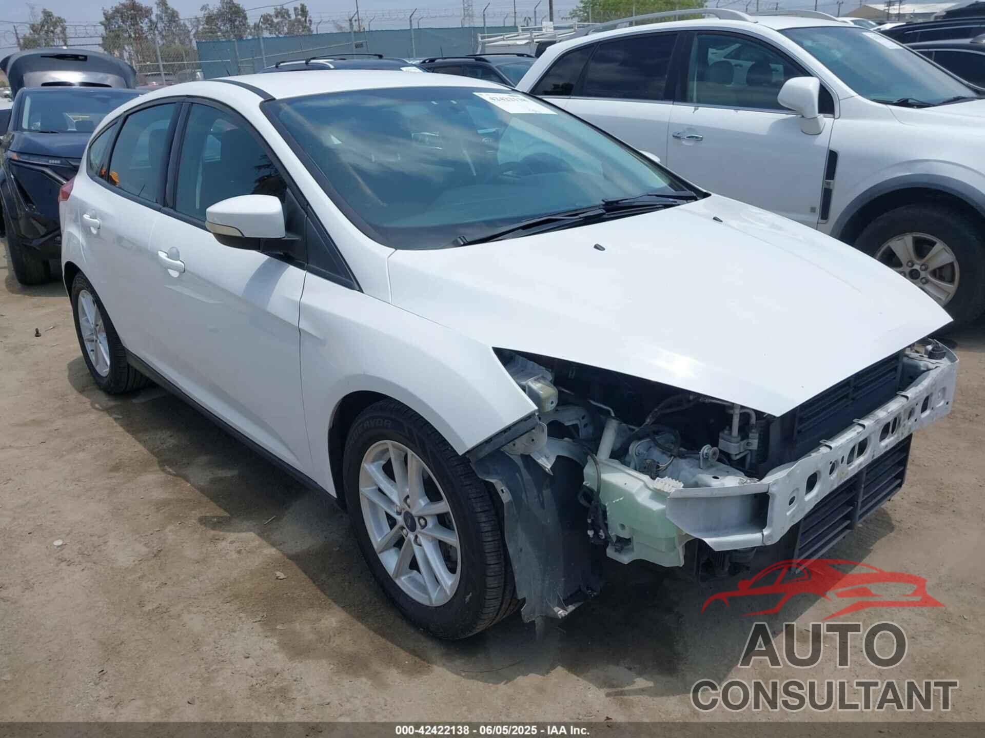 FORD FOCUS 2015 - 1FADP3K22FL316171