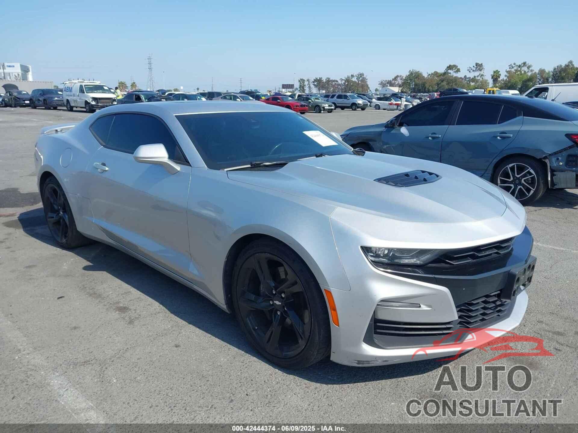 CHEVROLET CAMARO 2019 - 1G1FH1R70K0138027