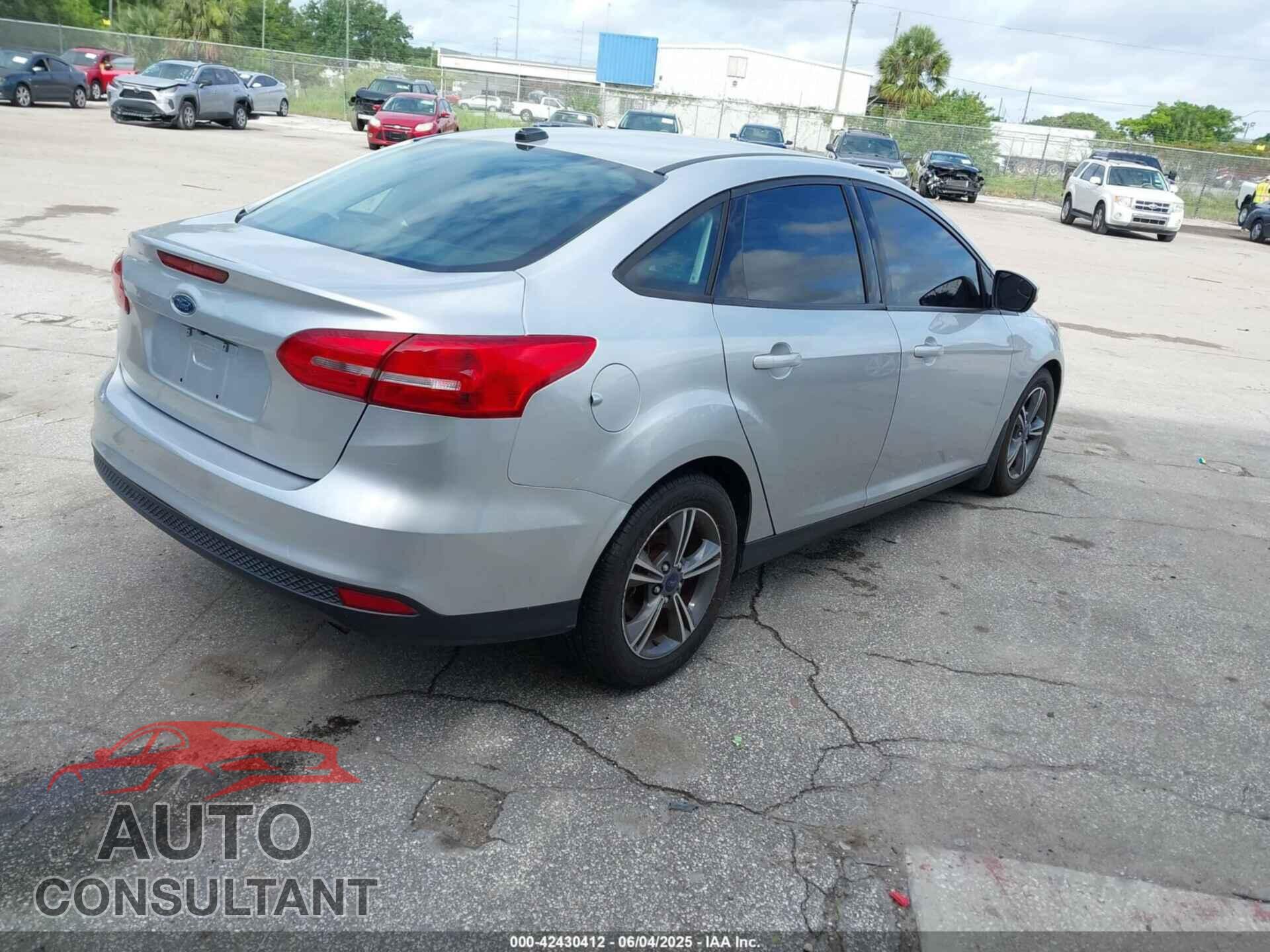 FORD FOCUS 2016 - 1FADP3FE3GL280819