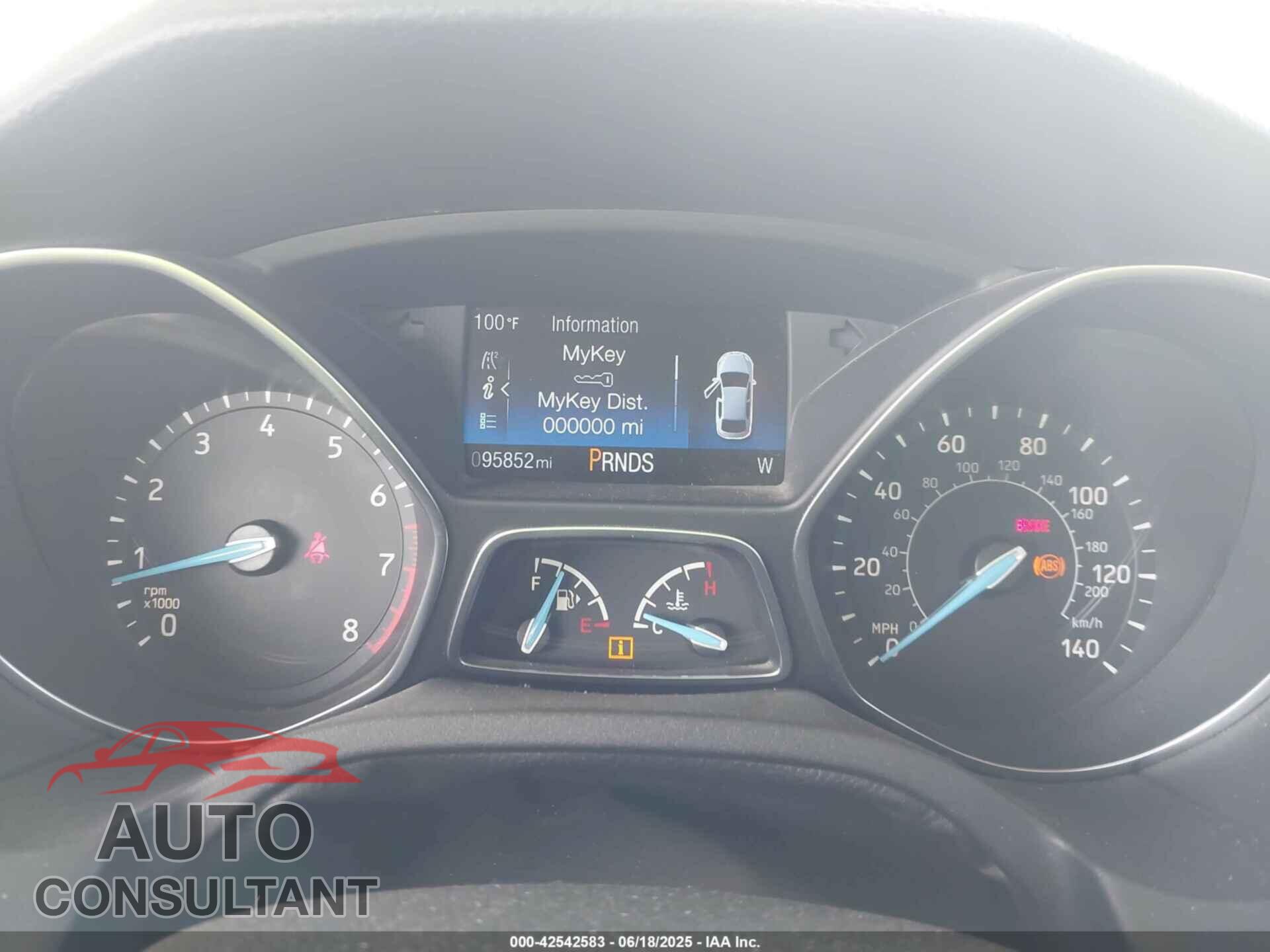 FORD FOCUS 2015 - 1FADP3F23FL247162