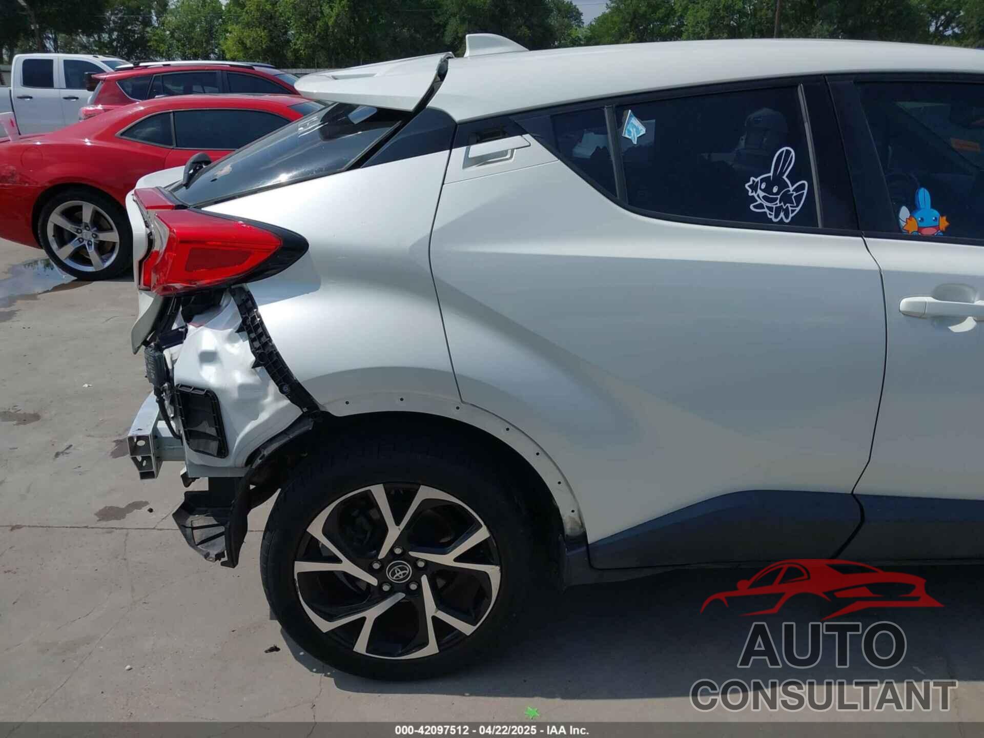TOYOTA C-HR 2019 - JTNKHMBX3K1015636