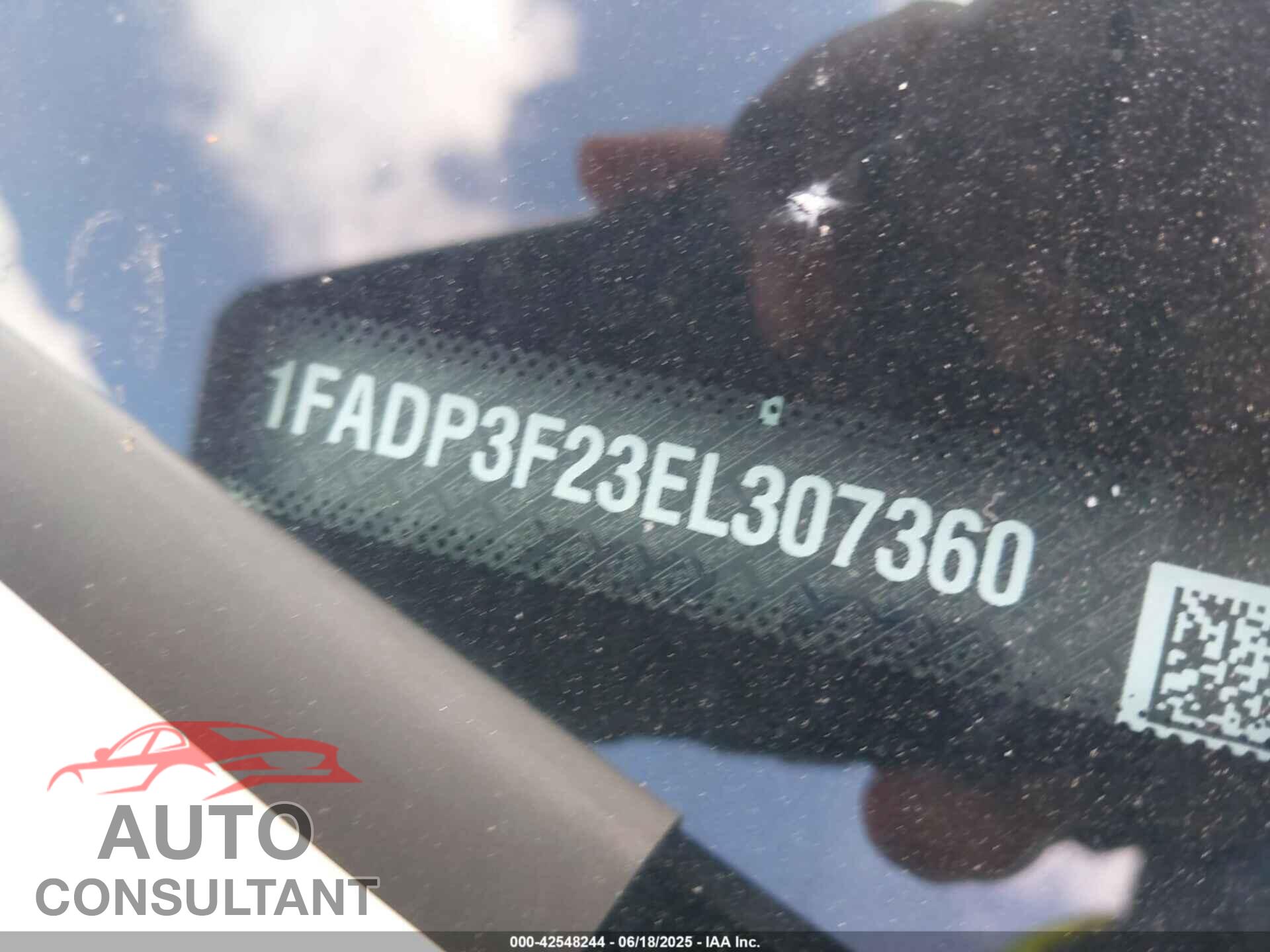 FORD FOCUS 2014 - 1FADP3F23EL307360