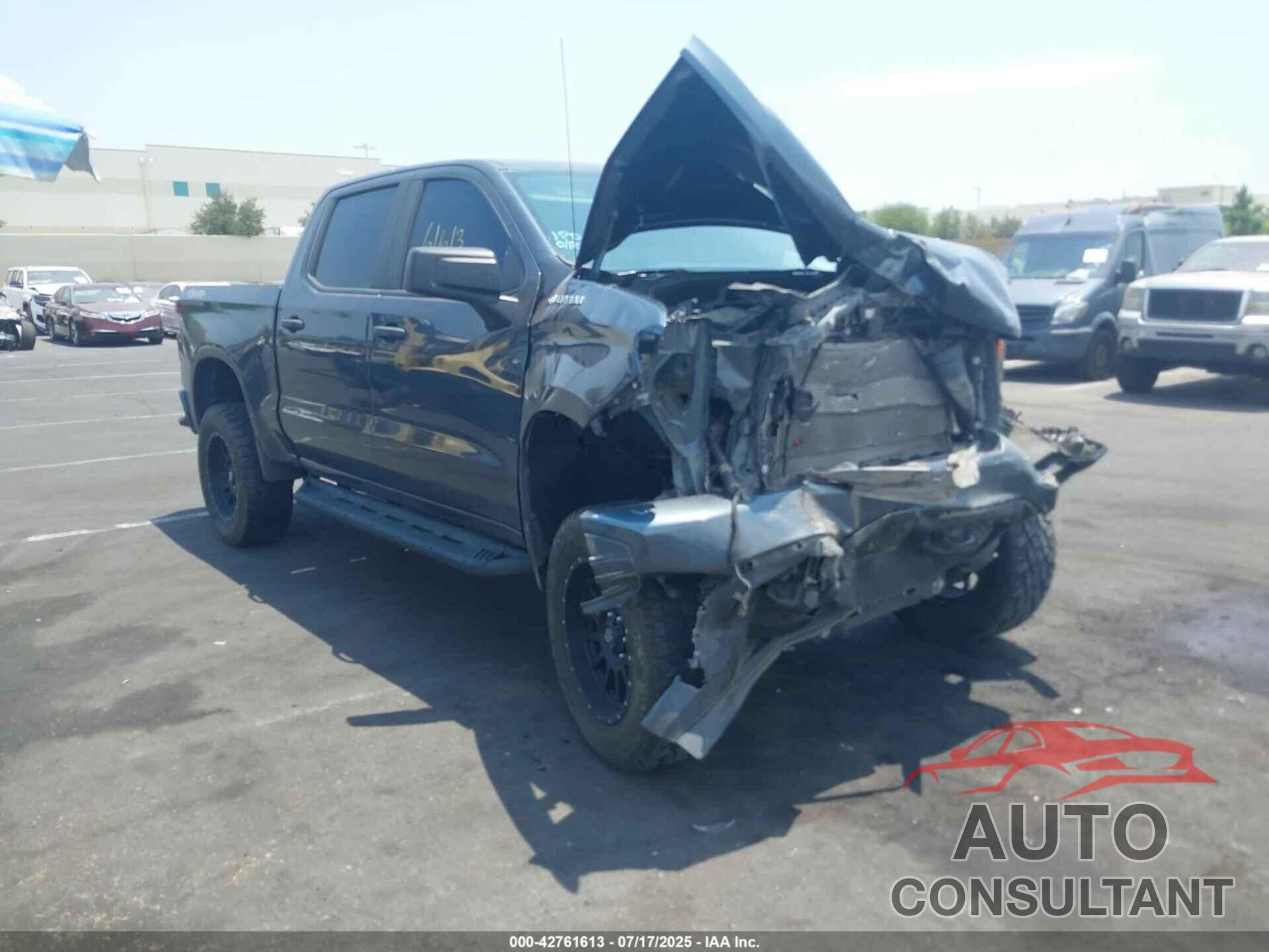 CHEVROLET SILVERADO 1500 2020 - 3GCUYBEF6LG101921